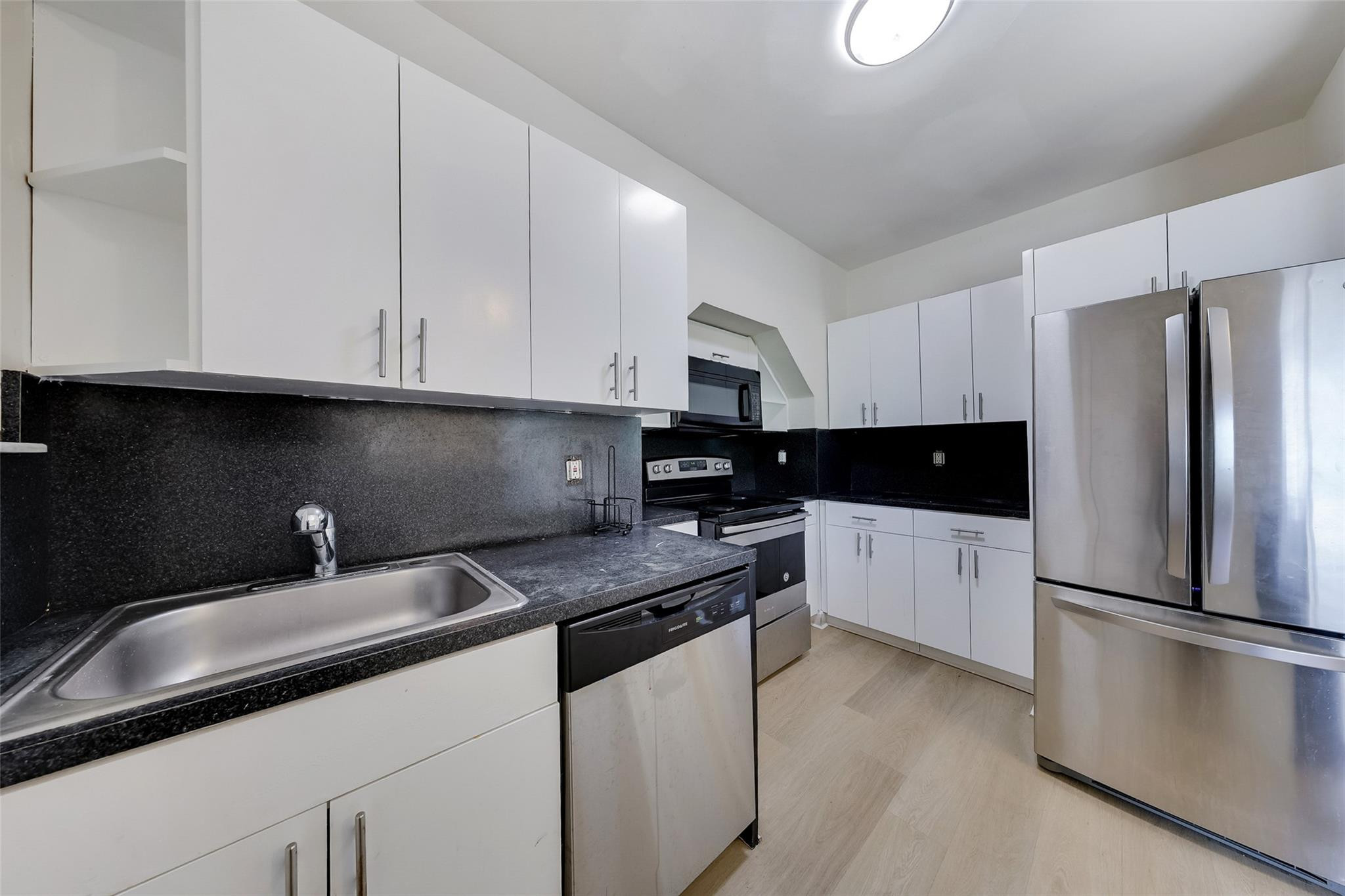 1241 13th St 2