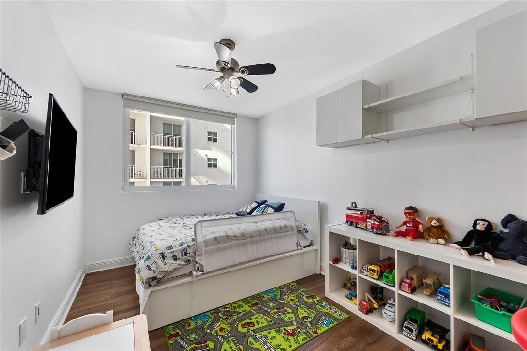 170 SE 14th St 1604
