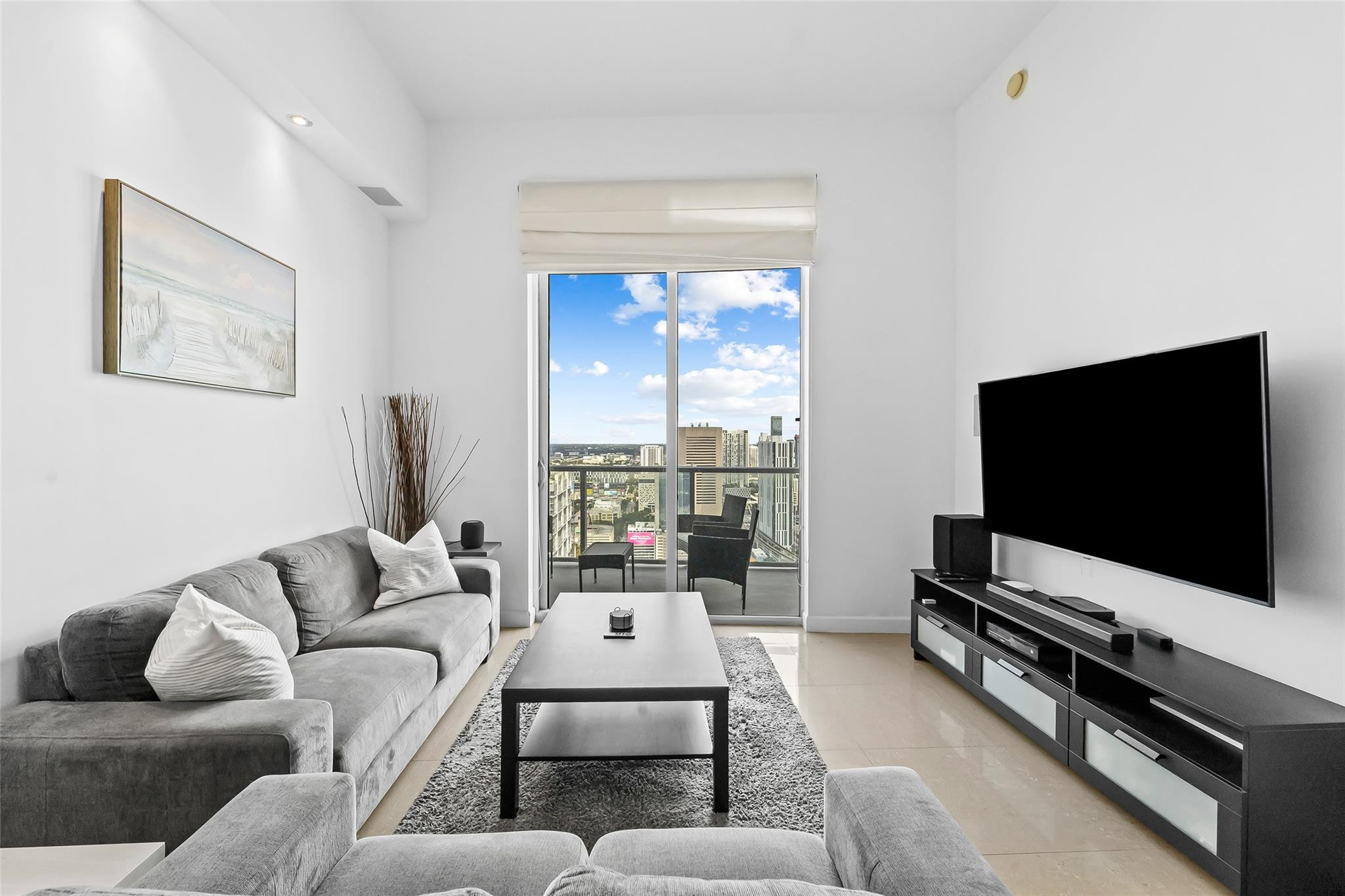 185 SW 7th Street 4403