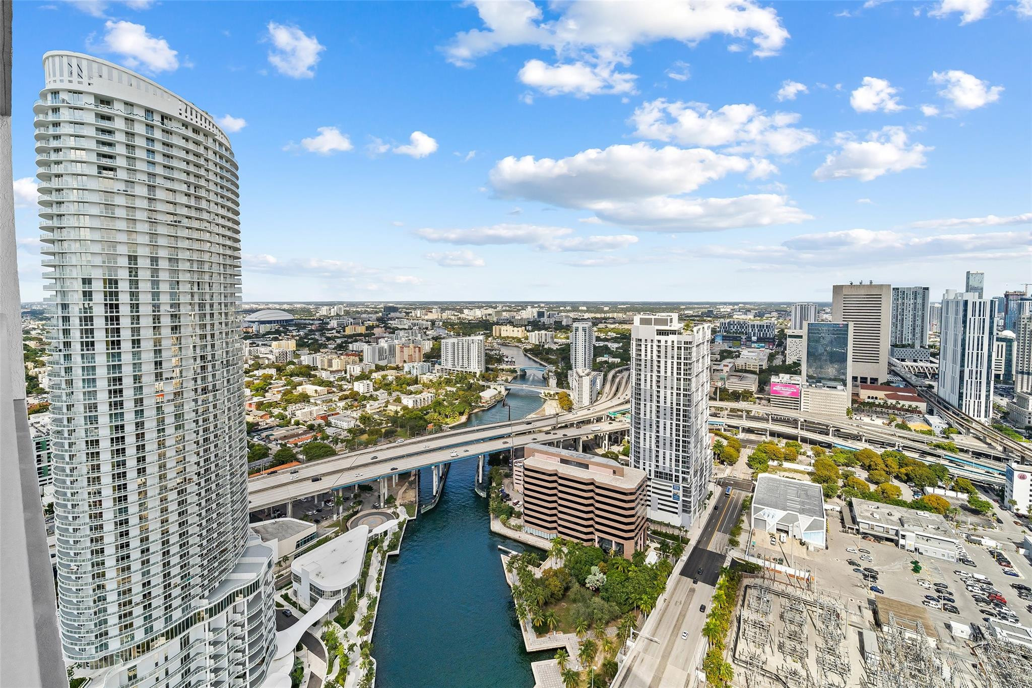 185 SW 7th Street 4403