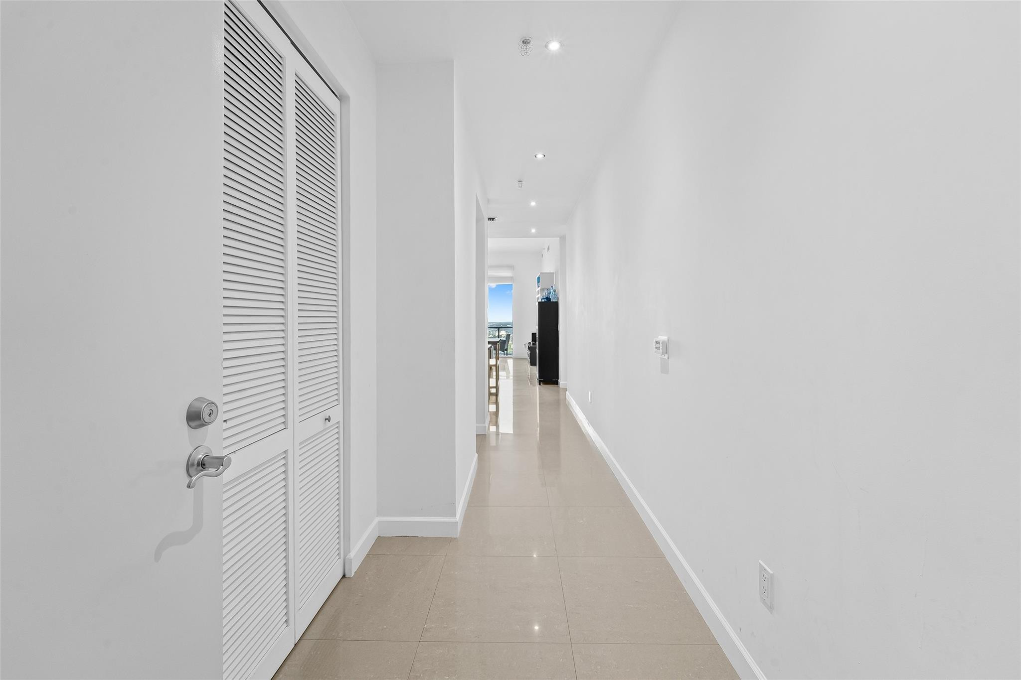 185 SW 7th Street 4403