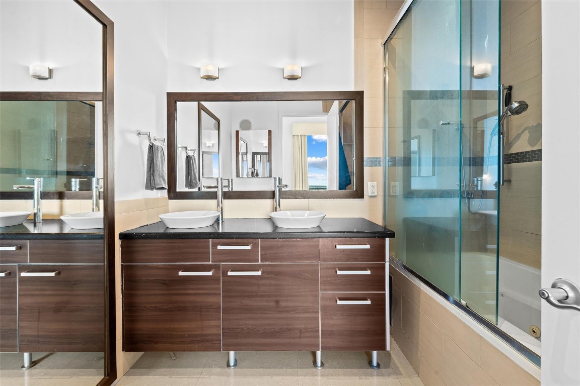 185 SW 7th Street 4403