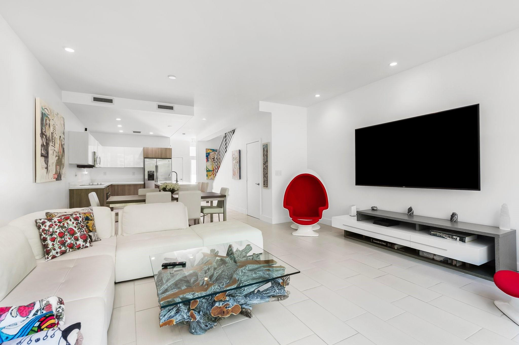 2477 NE 135th Street