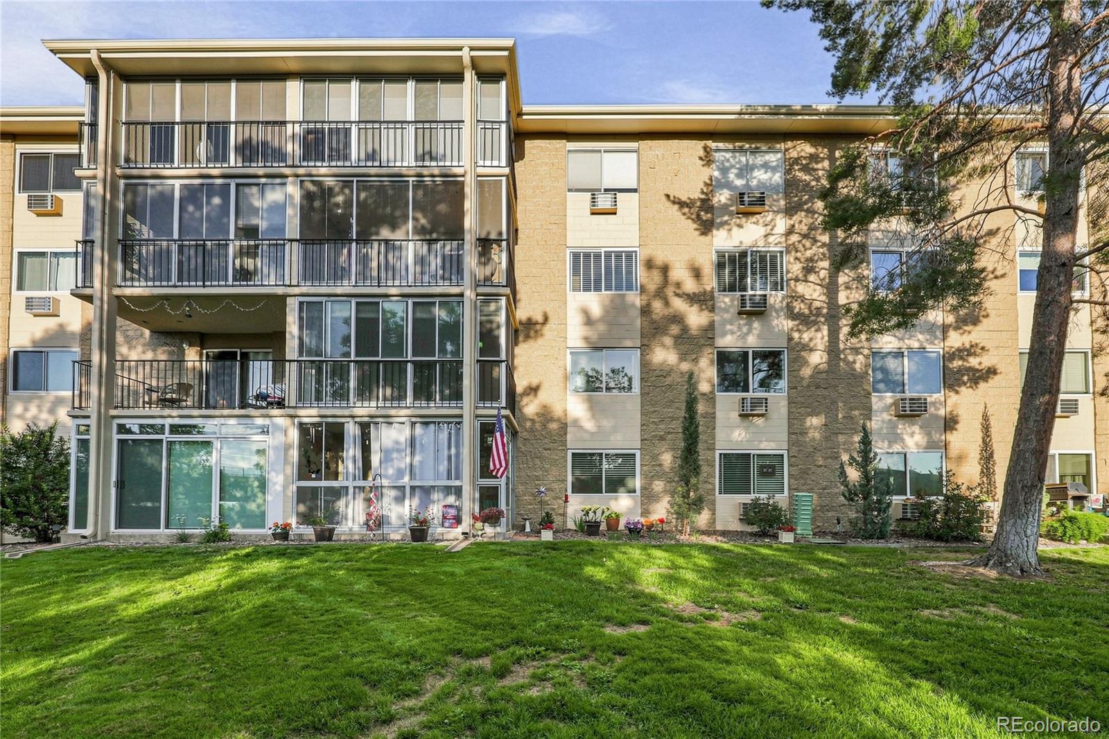3022 S Wheeling Way Unit: 203