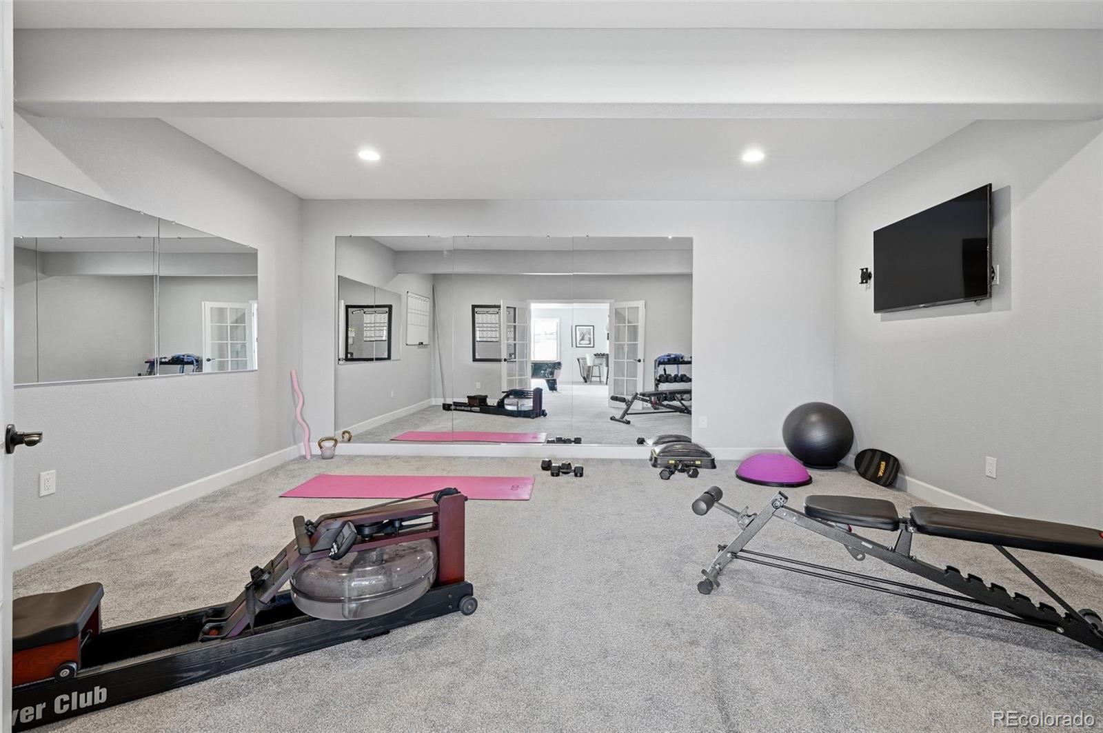 9341 Red Primrose Street