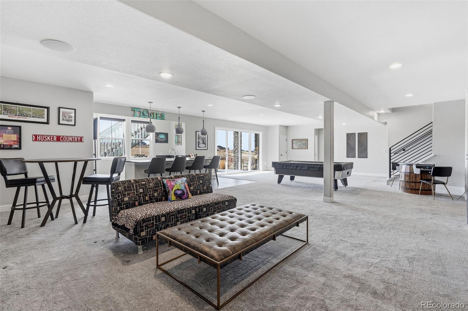 9341 Red Primrose Street