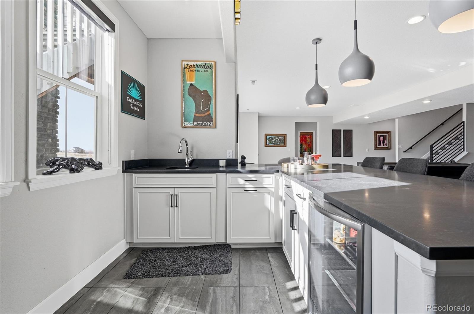 9341 Red Primrose Street