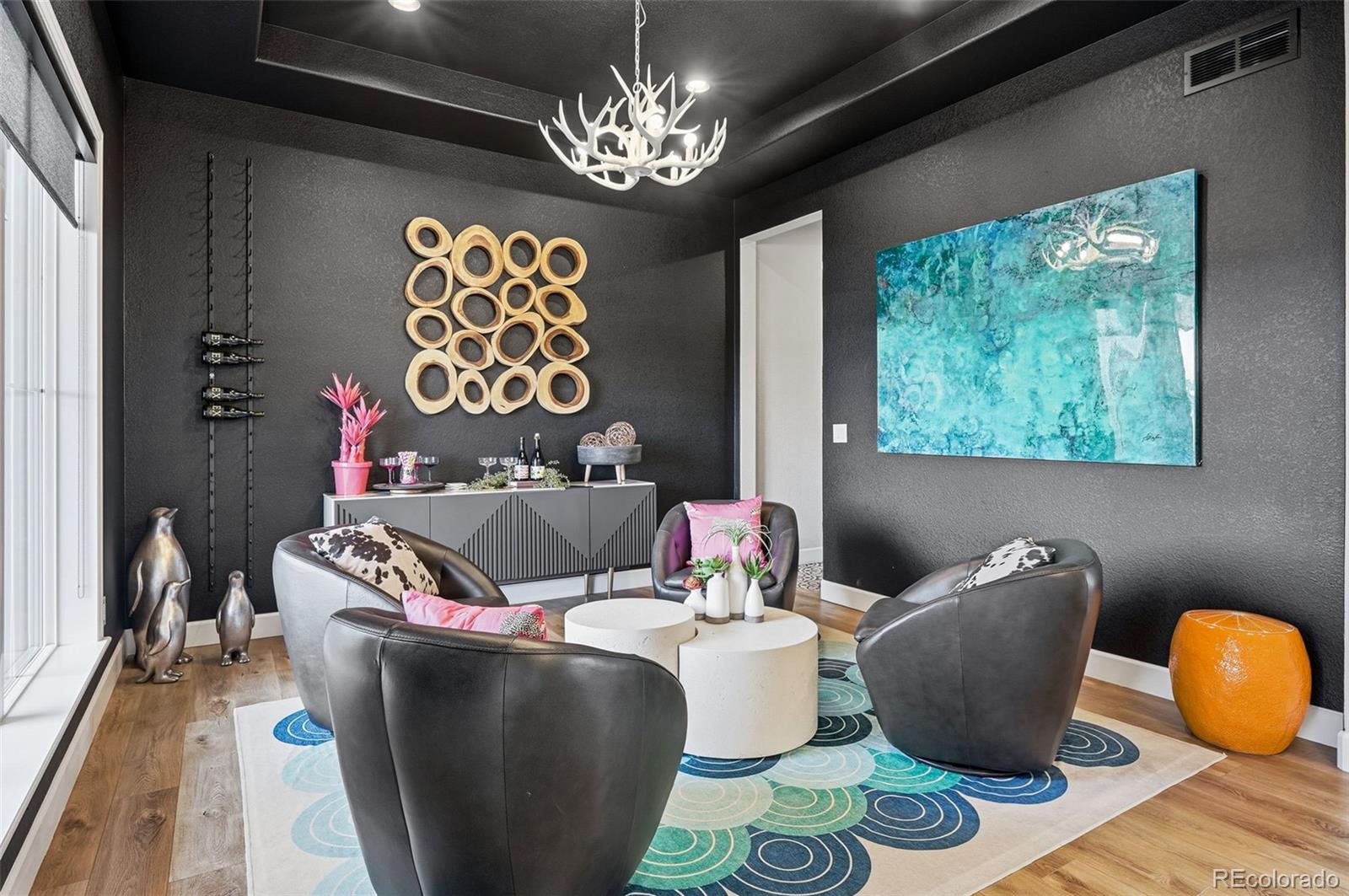 9341 Red Primrose Street