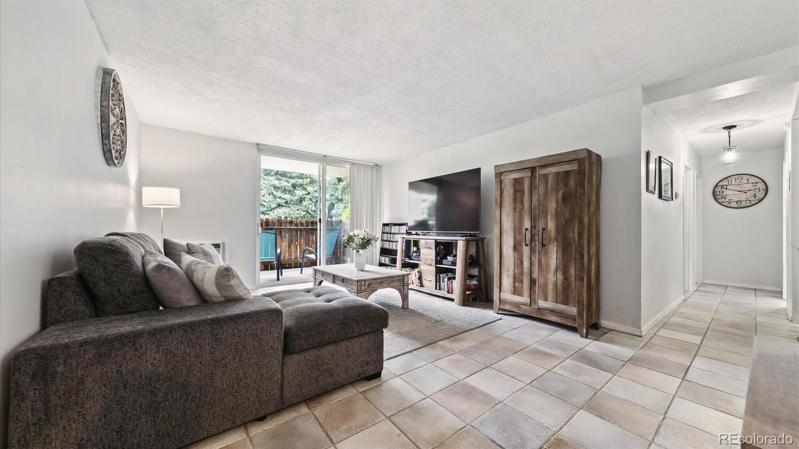 2281 S Vaughn Way Unit: 117A