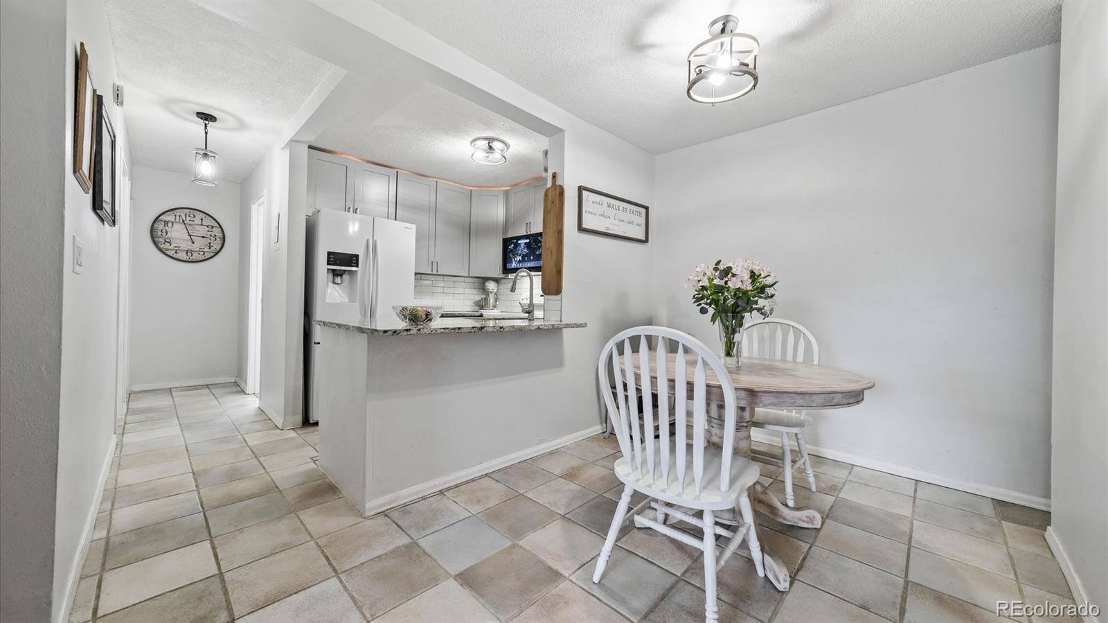2281 S Vaughn Way Unit: 117A