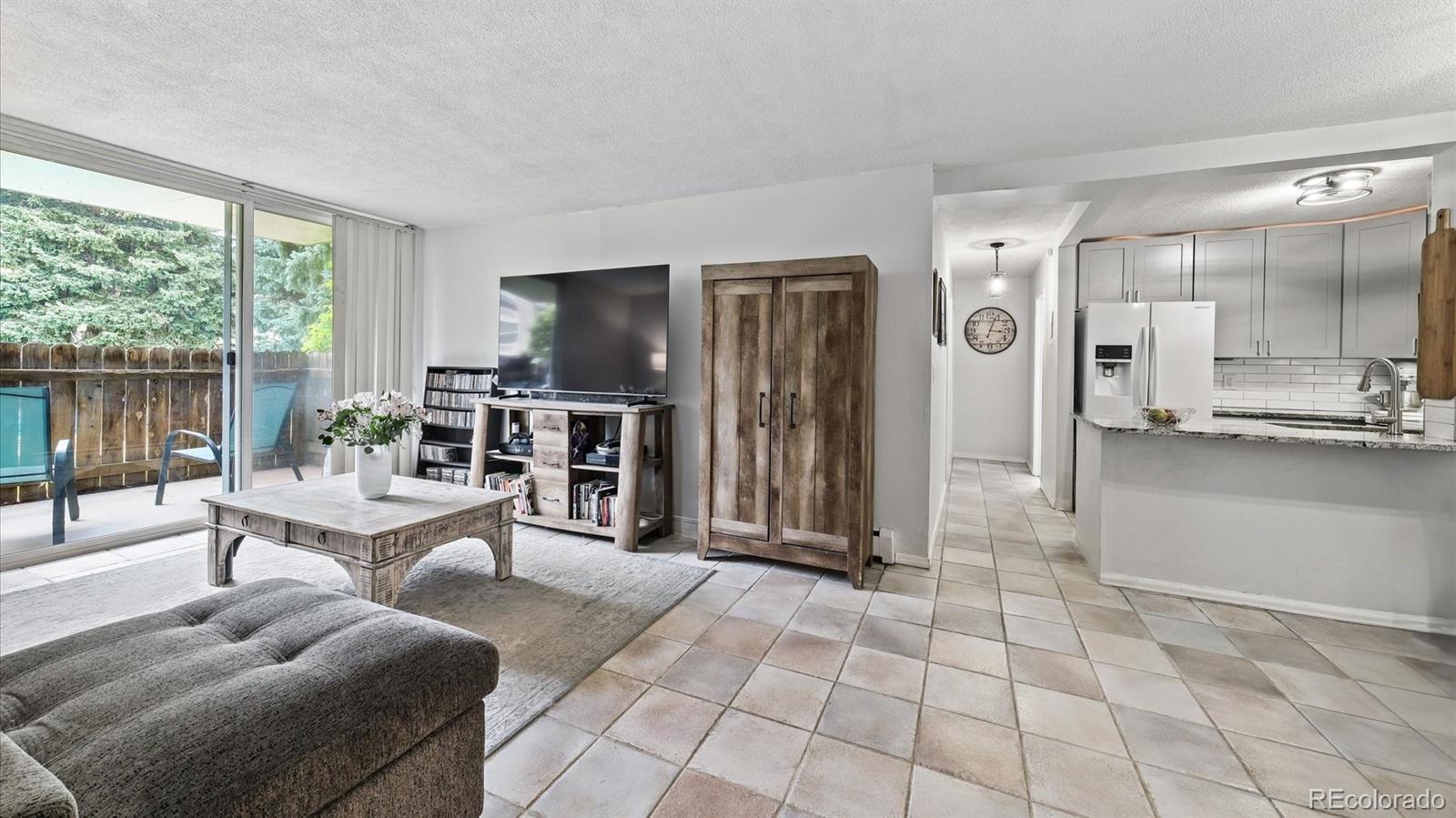 2281 S Vaughn Way Unit: 117A