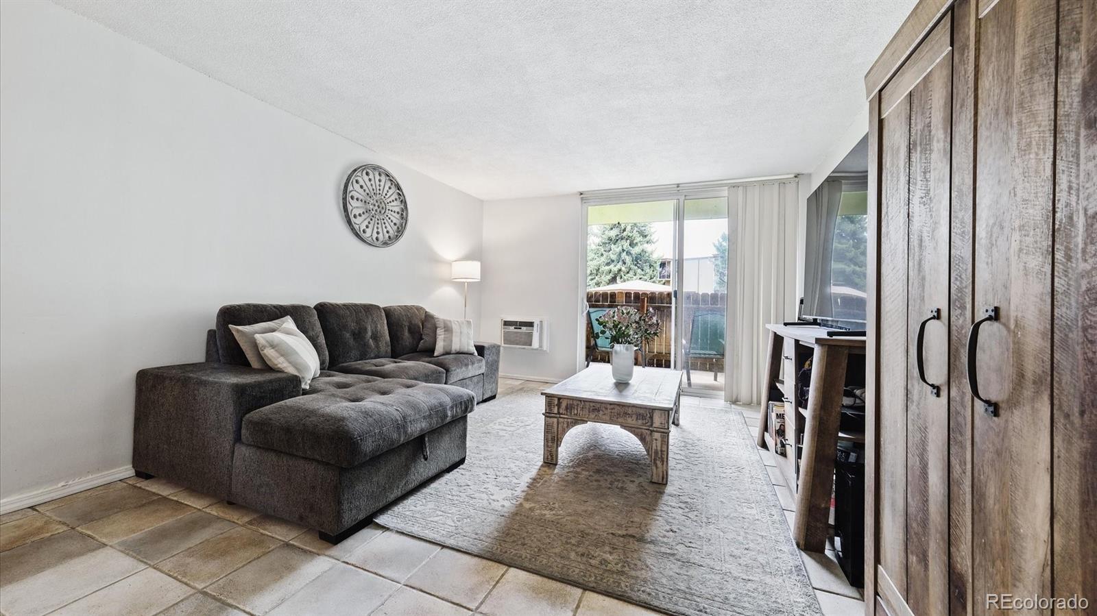 2281 S Vaughn Way Unit: 117A