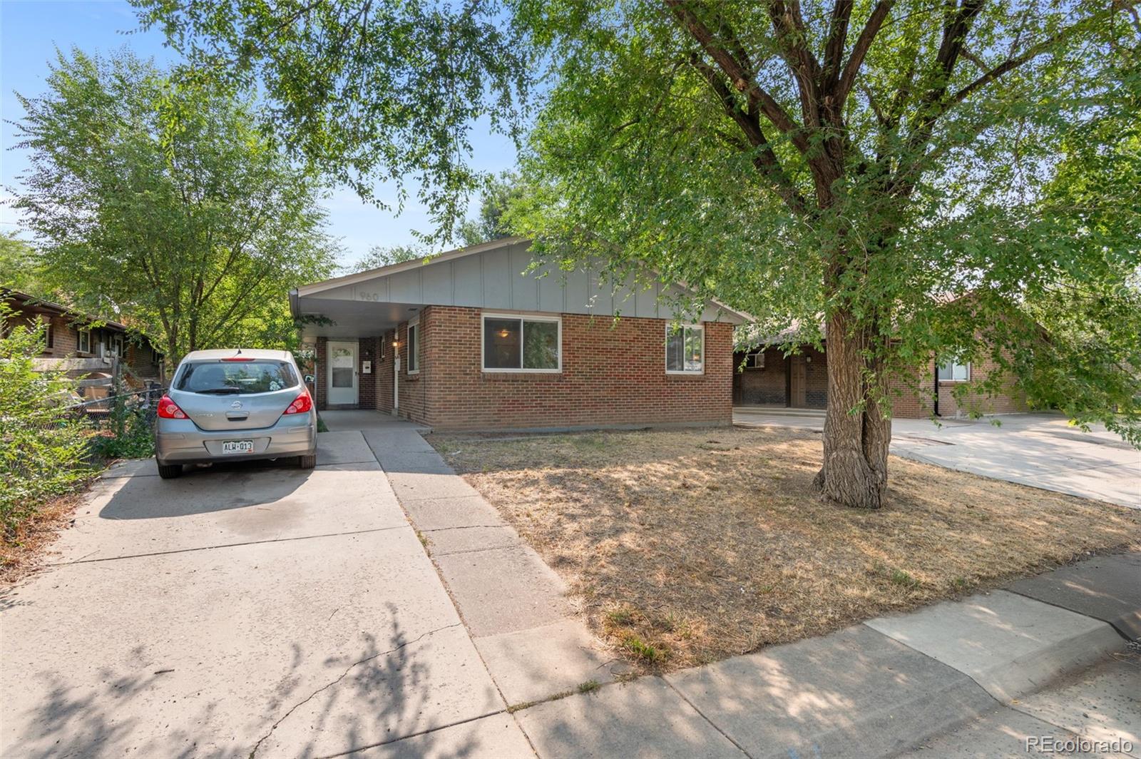 960 Newton Street Unit: A