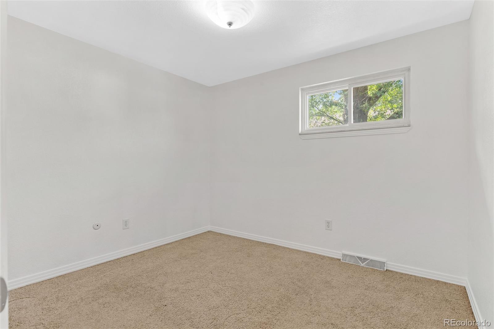 960 Newton Street Unit: A