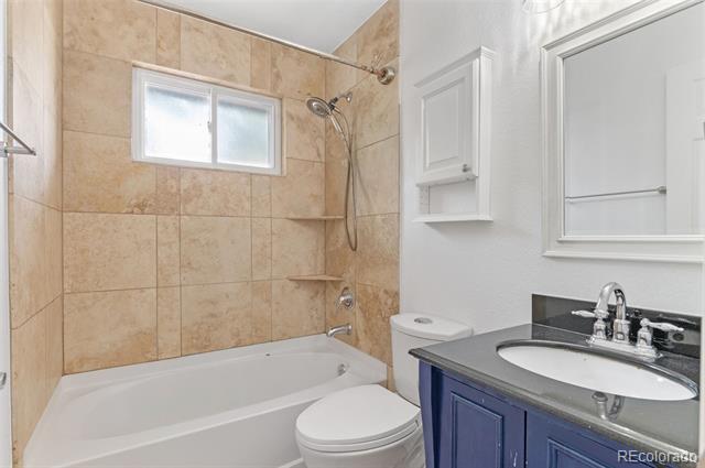 960 Newton Street Unit: A
