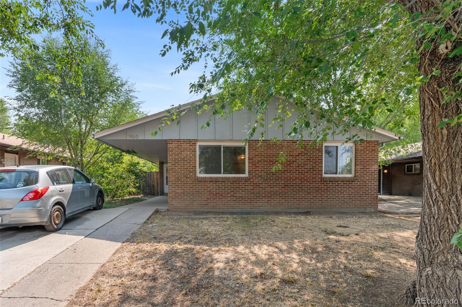 960 Newton Street Unit: A