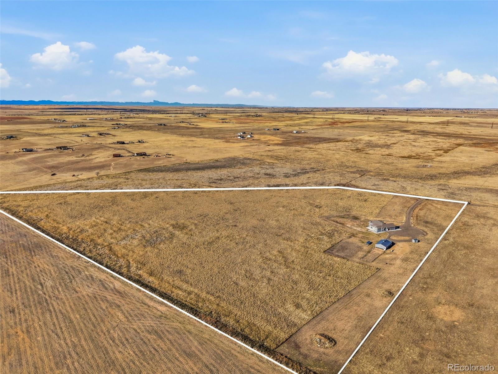 50950 E Maplewood Place