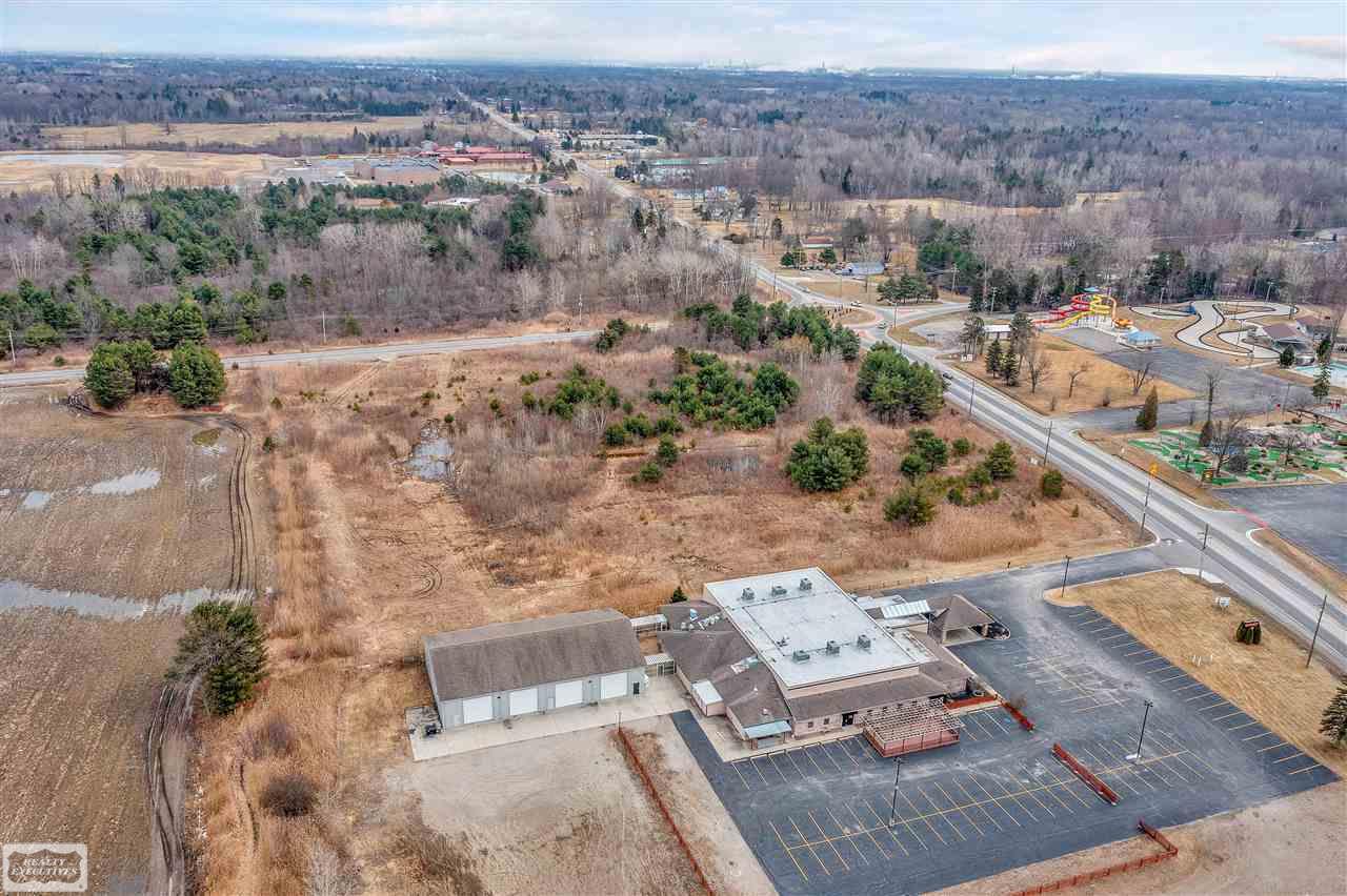 000 Lapeer Road