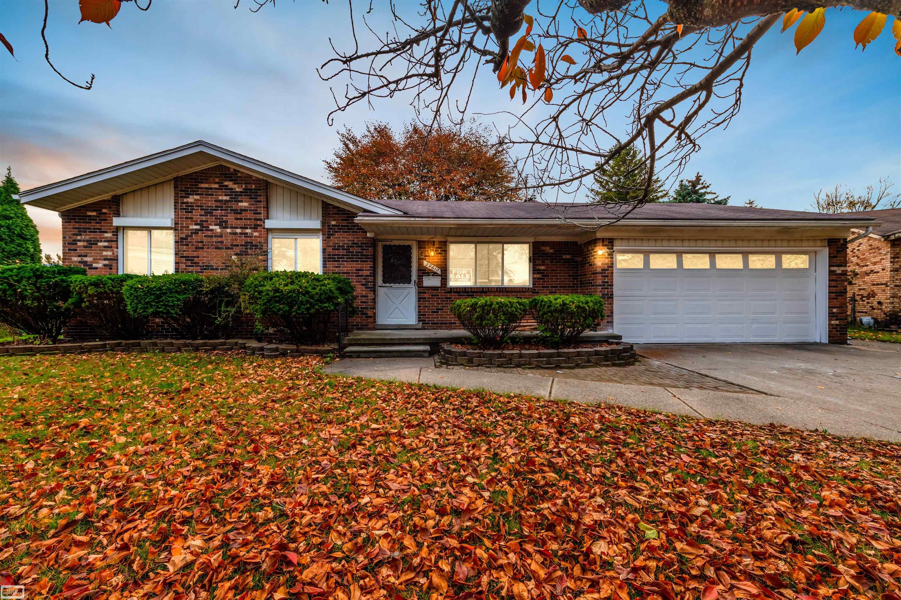 29617 W Mackenzie Circle