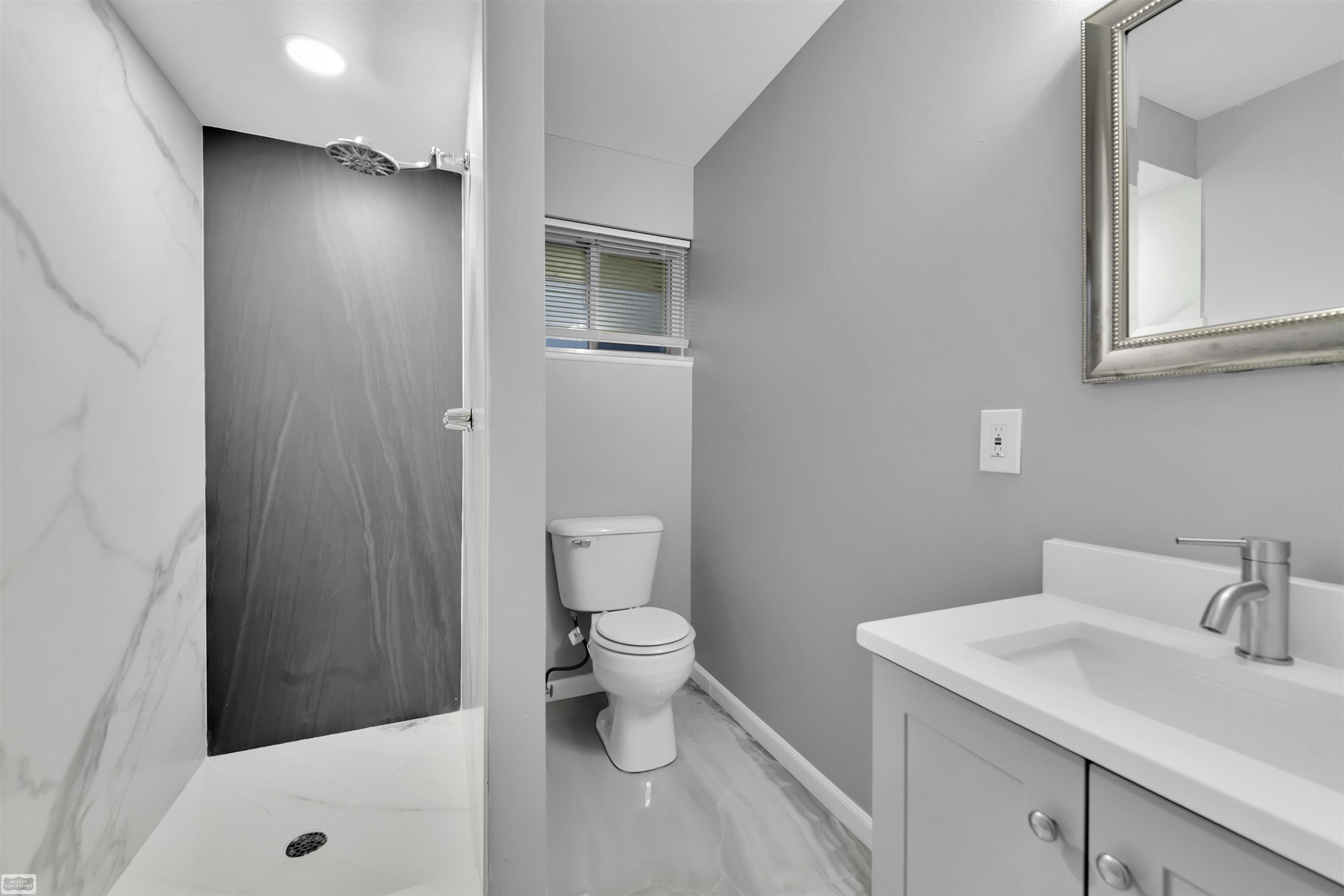 29617 W Mackenzie Circle