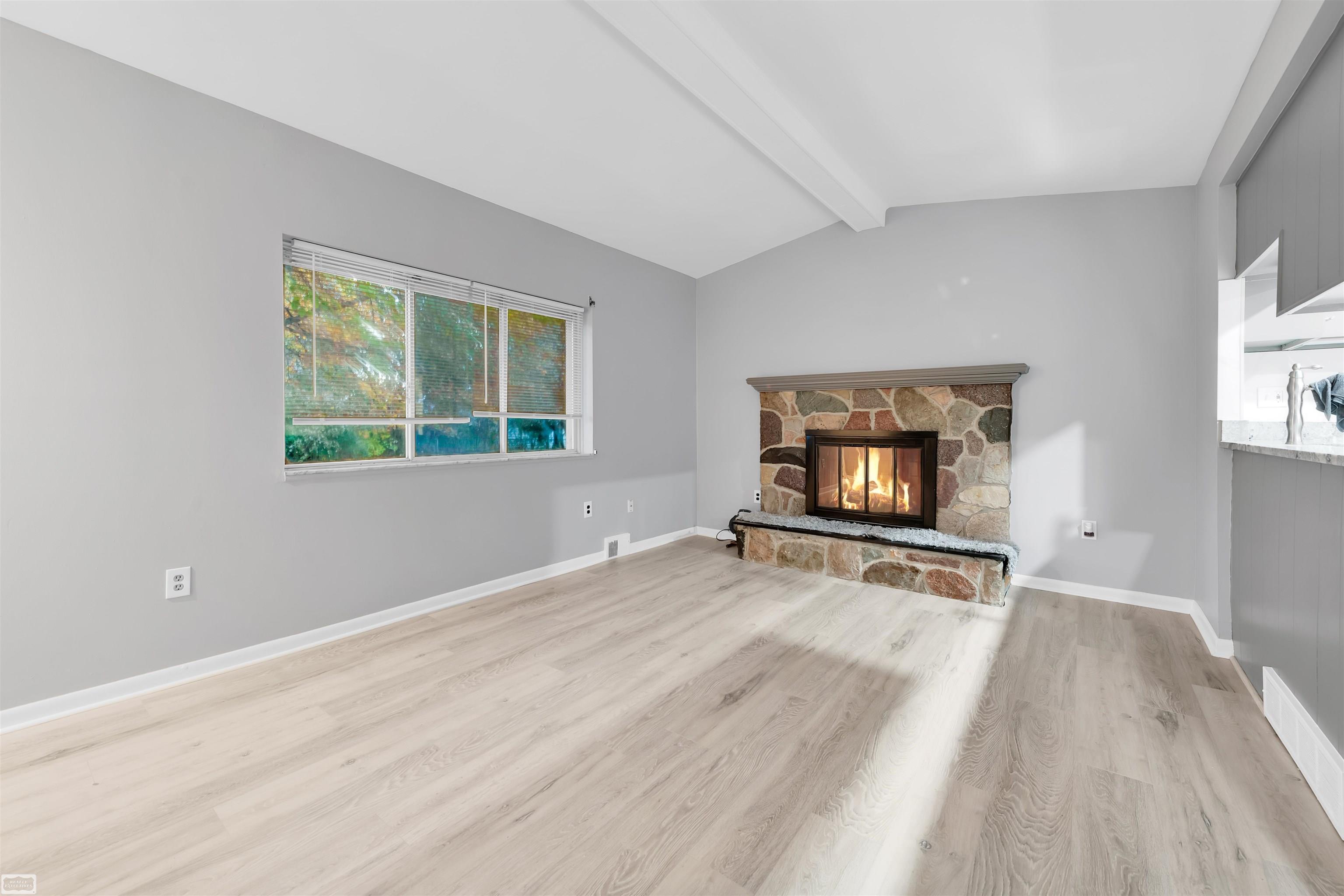 29617 W Mackenzie Circle