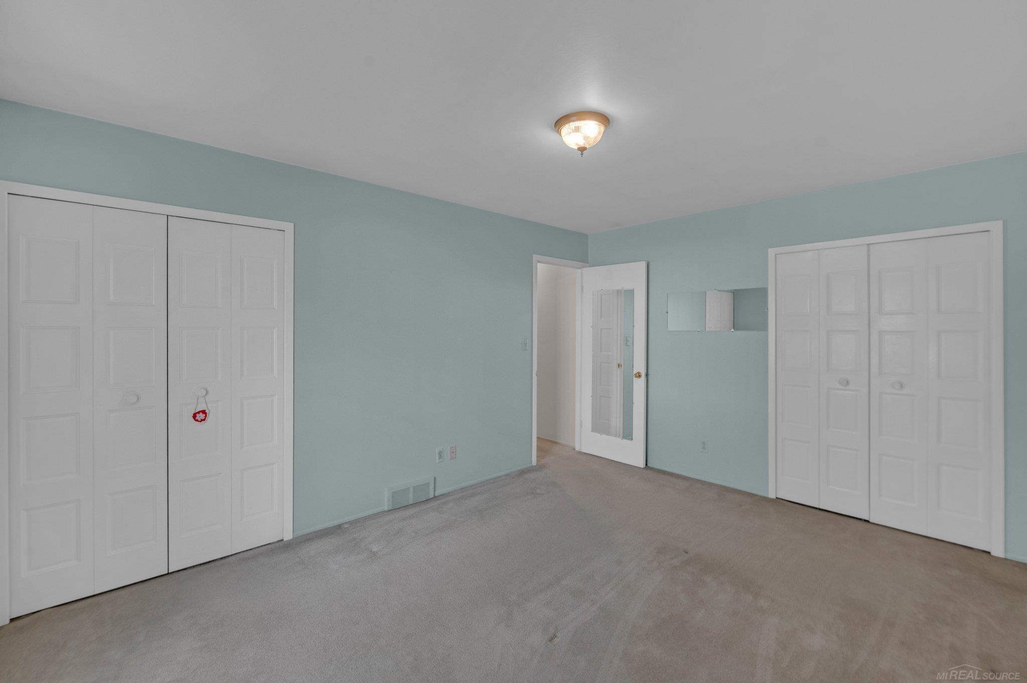 38157 Jefferson Avenue