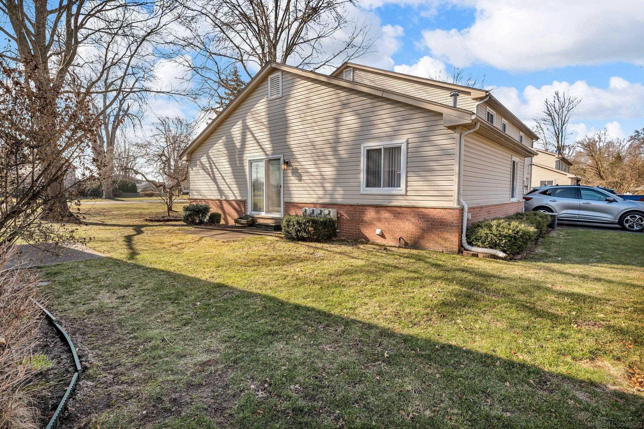 38157 Jefferson Avenue