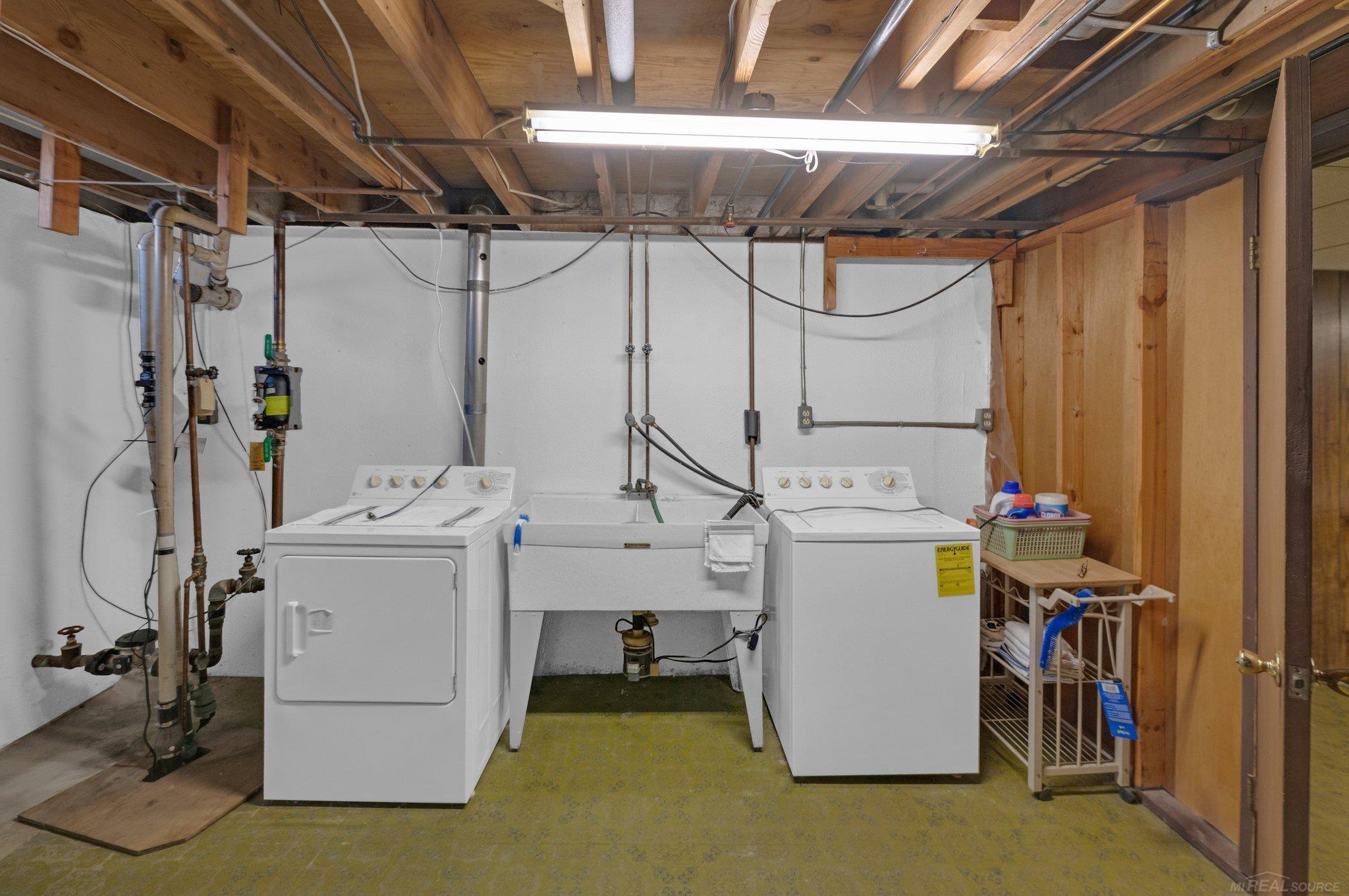 38157 Jefferson Avenue