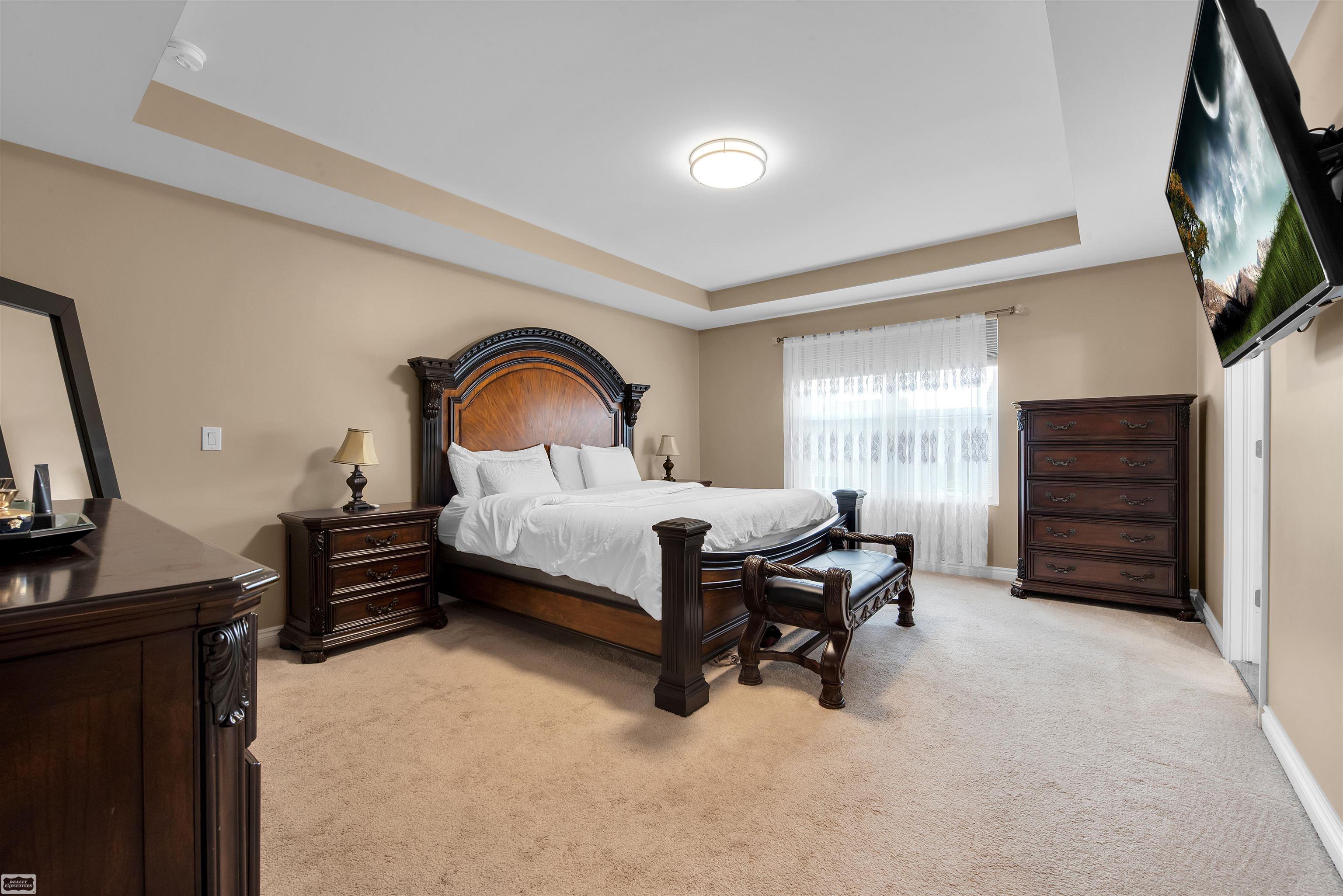 16308 Adelaide Drive