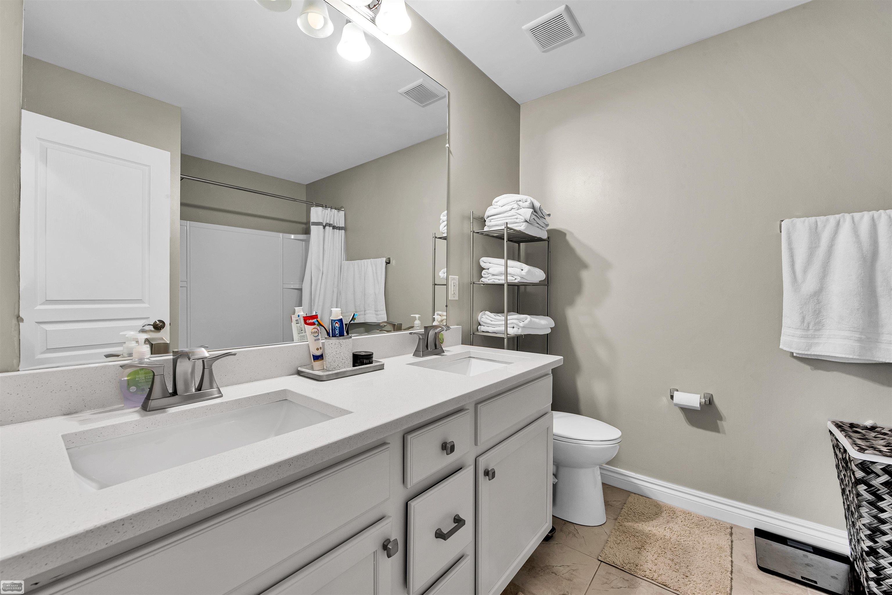 16308 Adelaide Drive