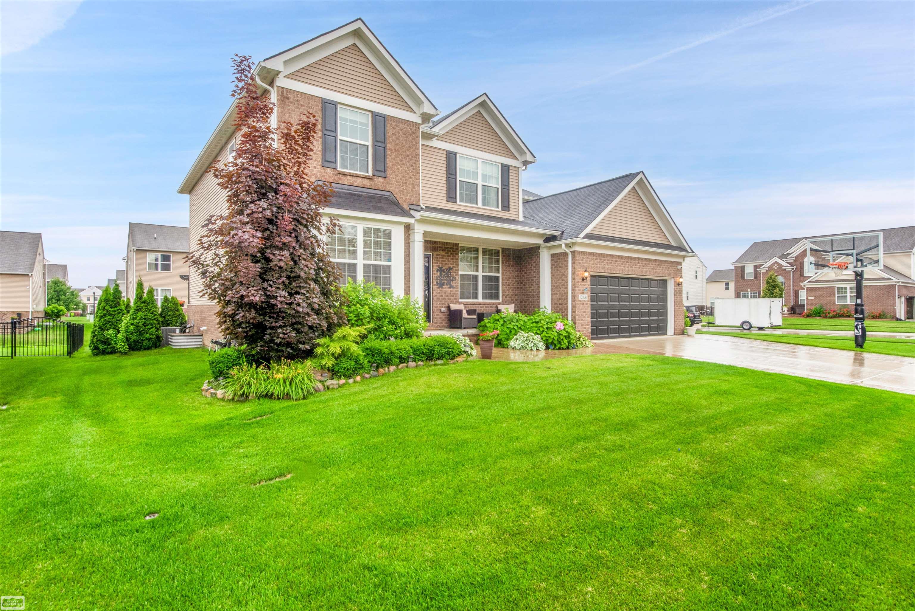 16308 Adelaide Drive