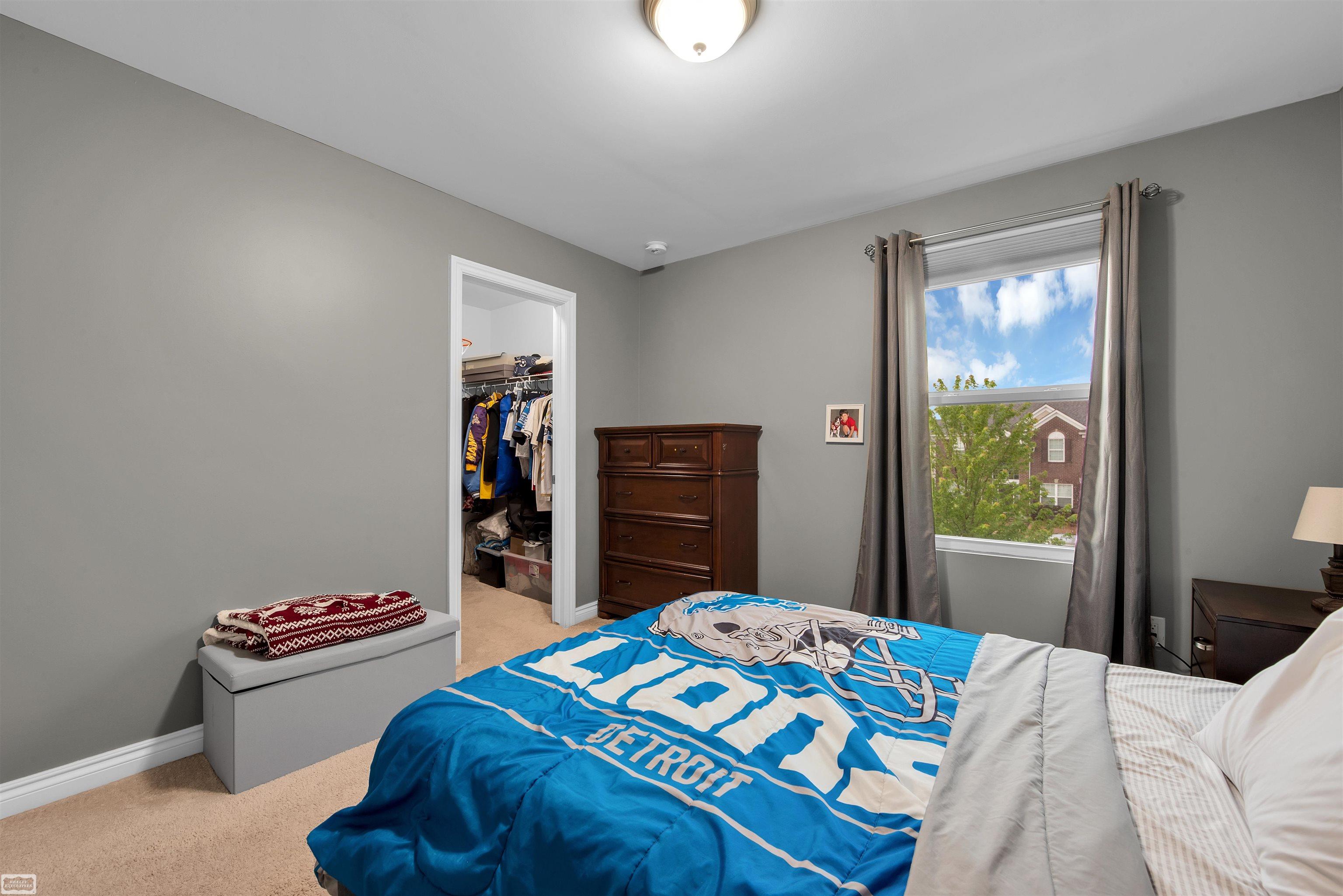 16308 Adelaide Drive