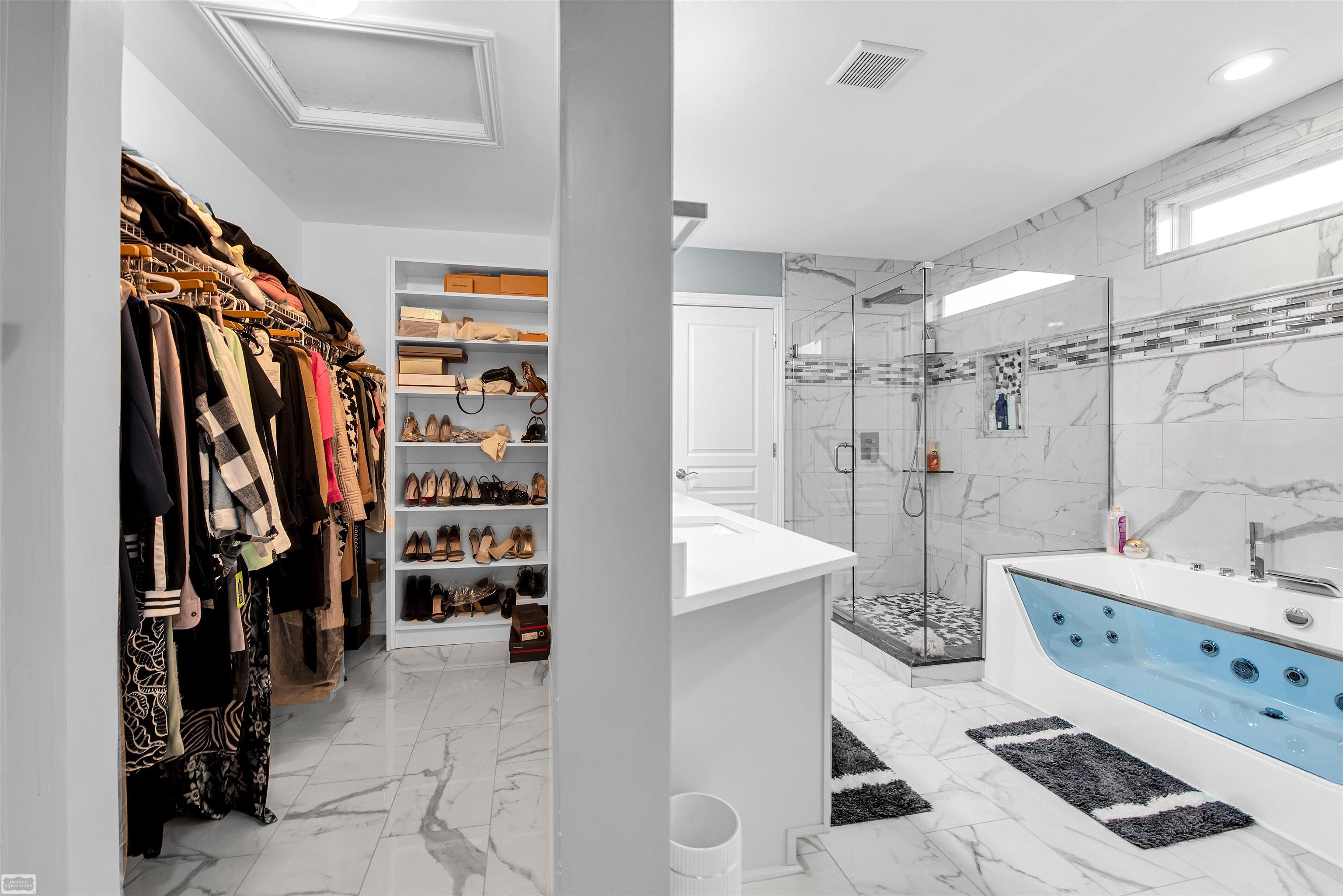 16308 Adelaide Drive