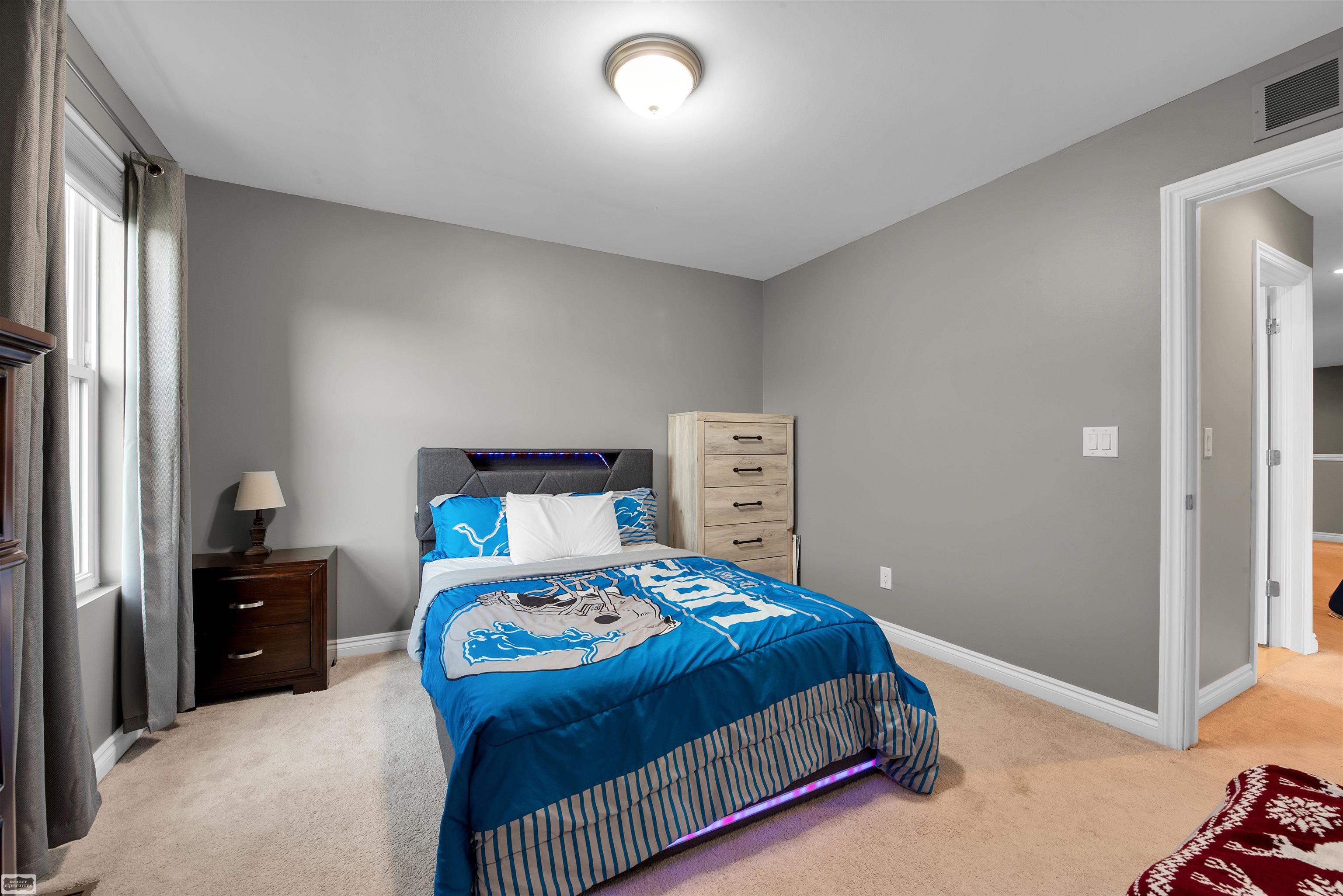 16308 Adelaide Drive