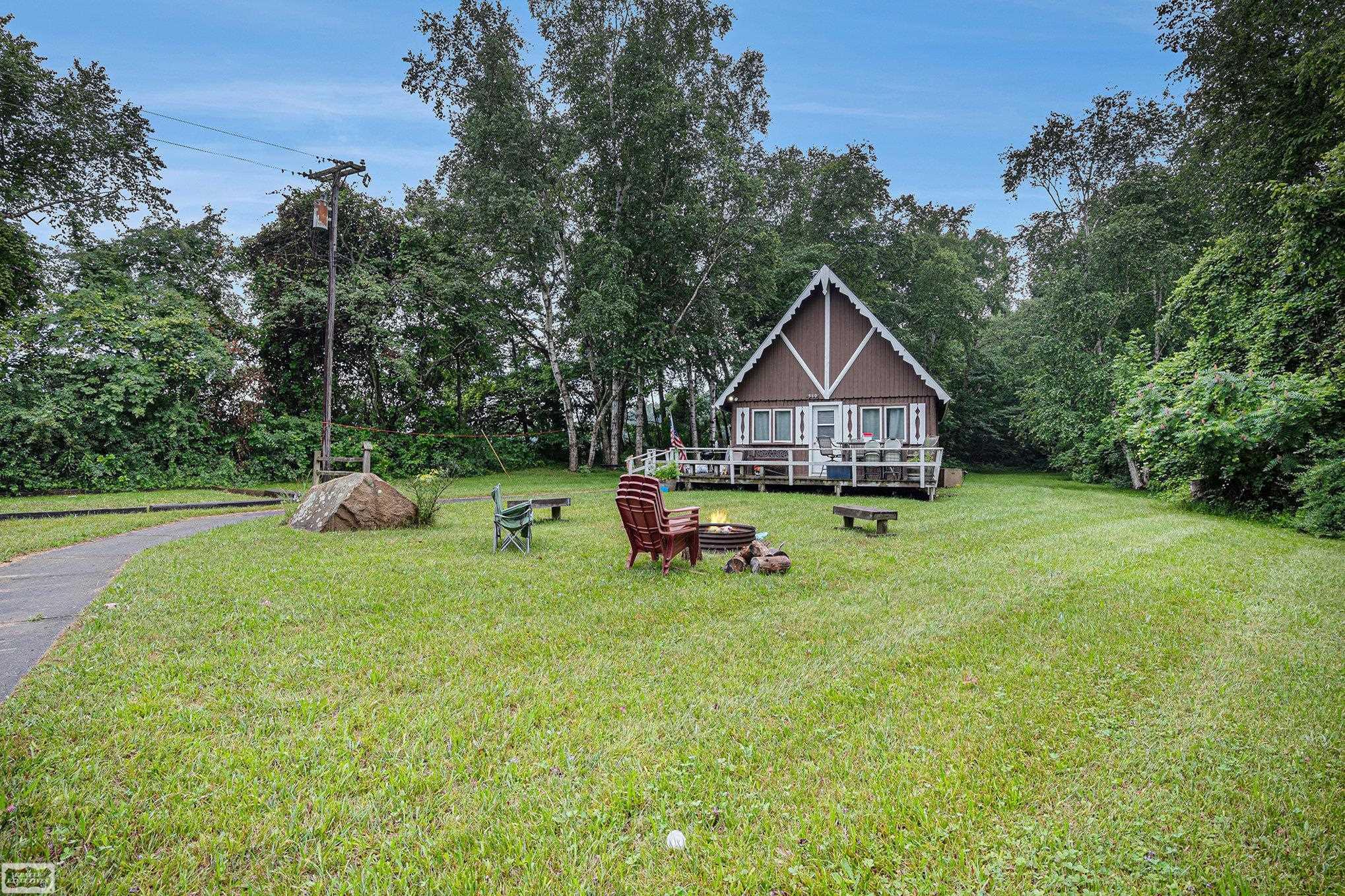 560 S Lakeshore Road