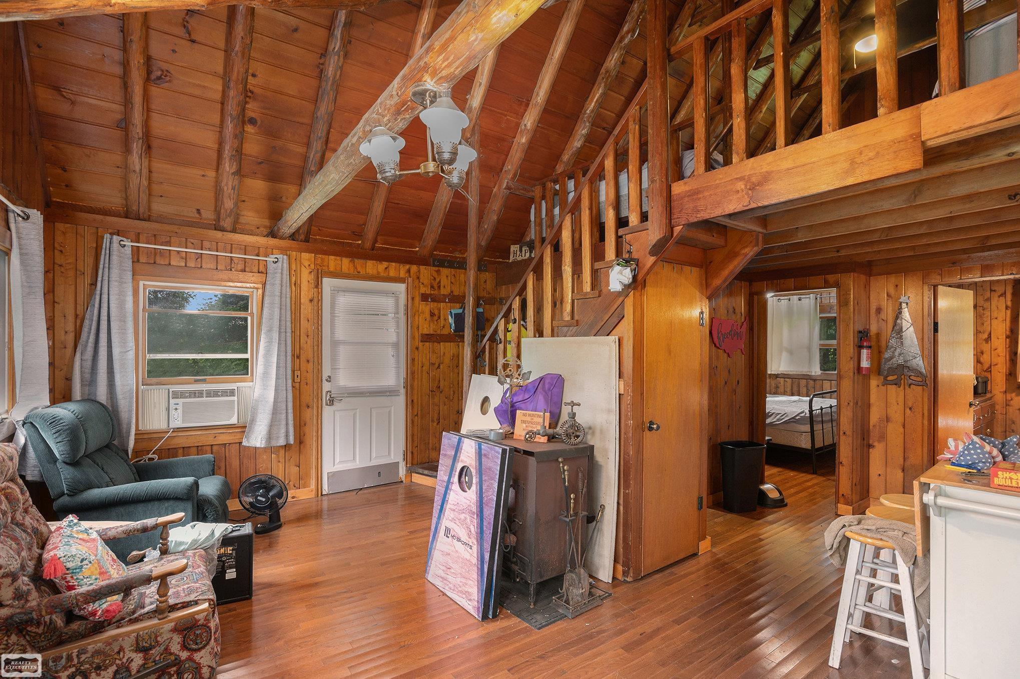 560 S Lakeshore Road