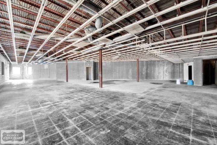 34001 Groesbeck Highway