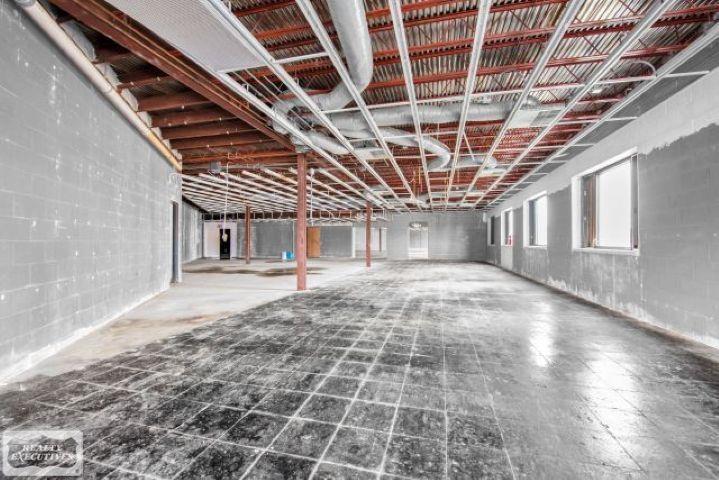 34001 Groesbeck Highway