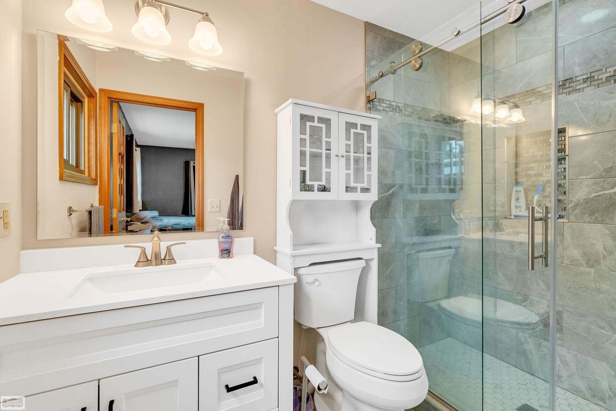 5385 Vista Belle Drive