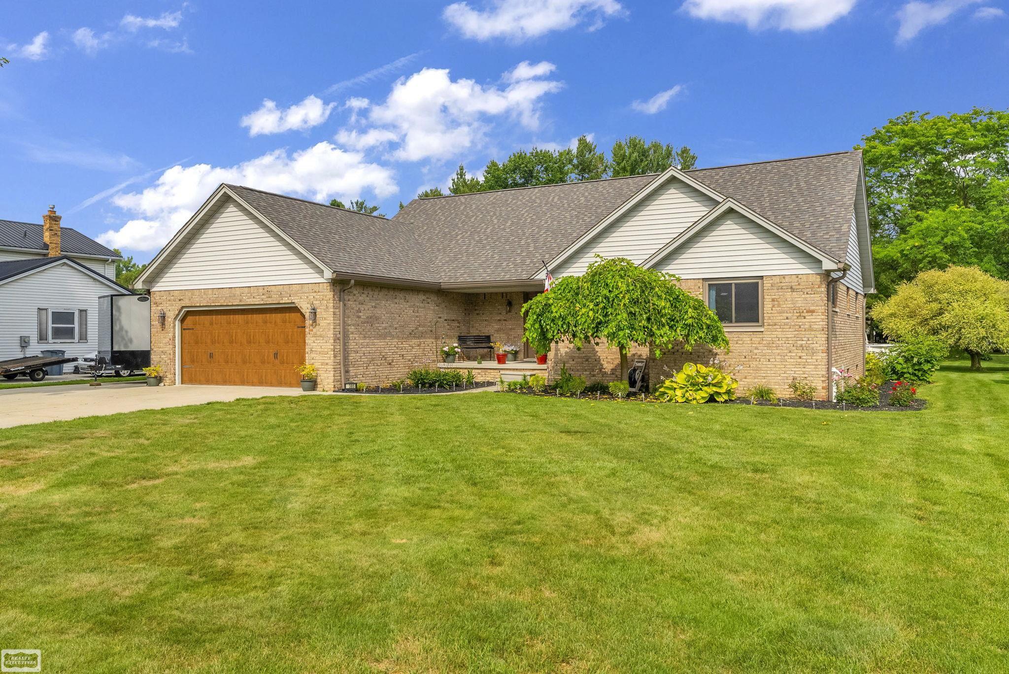 5385 Vista Belle Drive