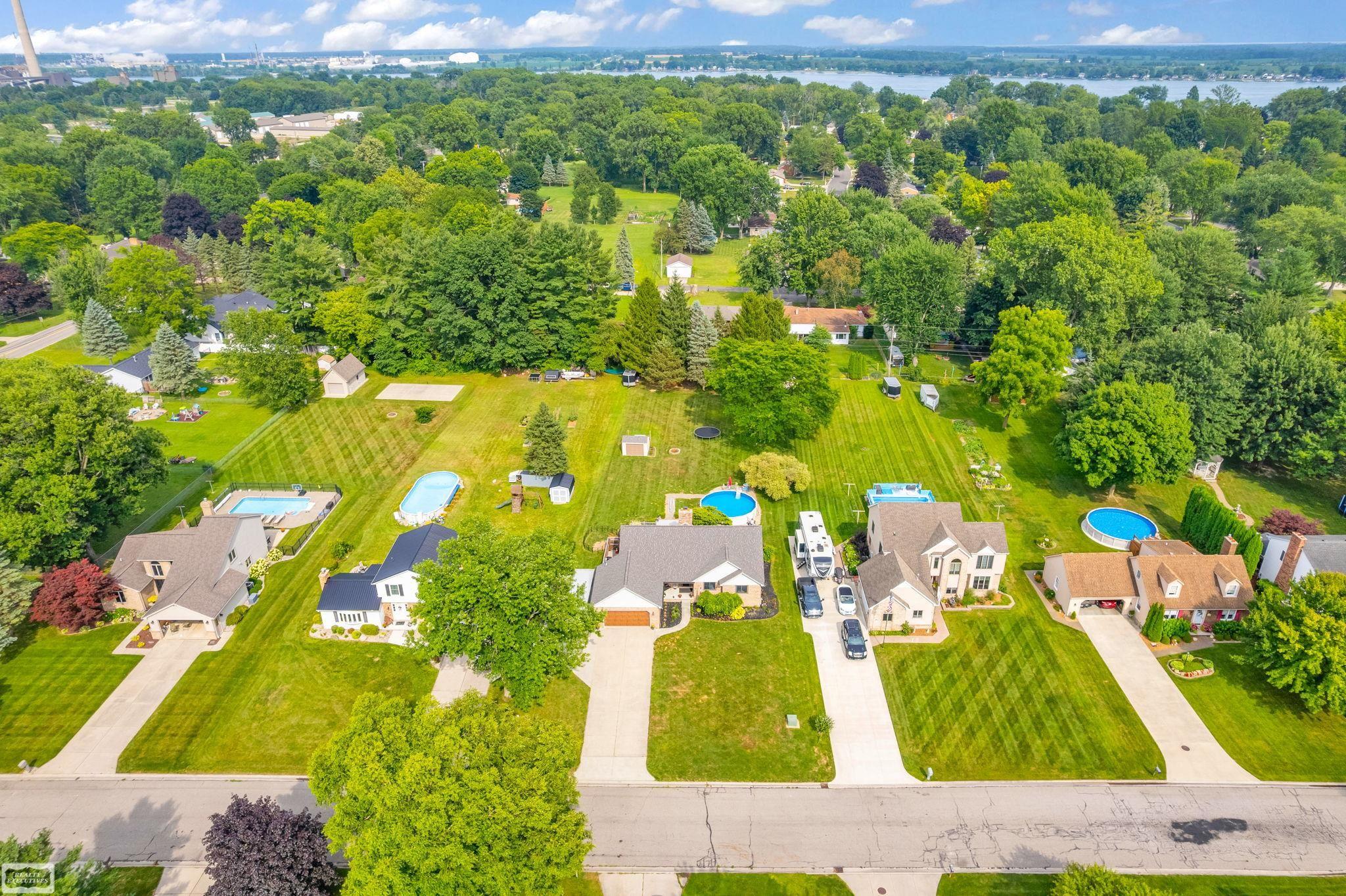 5385 Vista Belle Drive