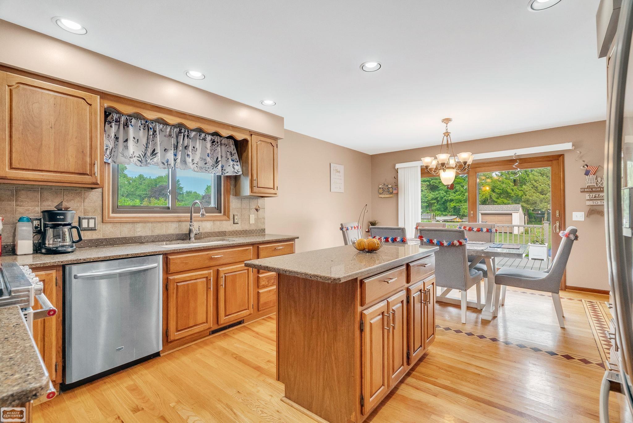 5385 Vista Belle Drive