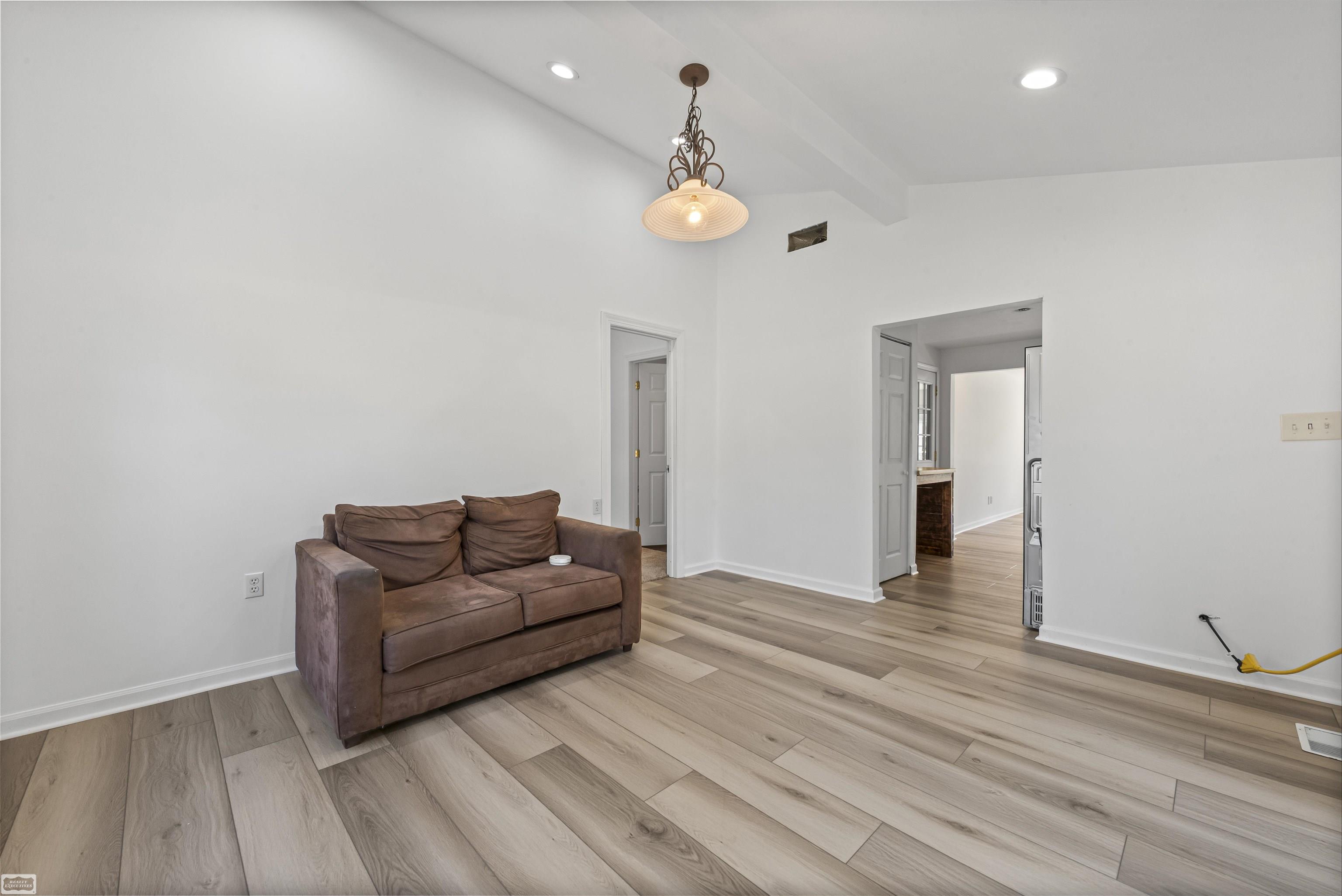 5986 W Montevista Drive