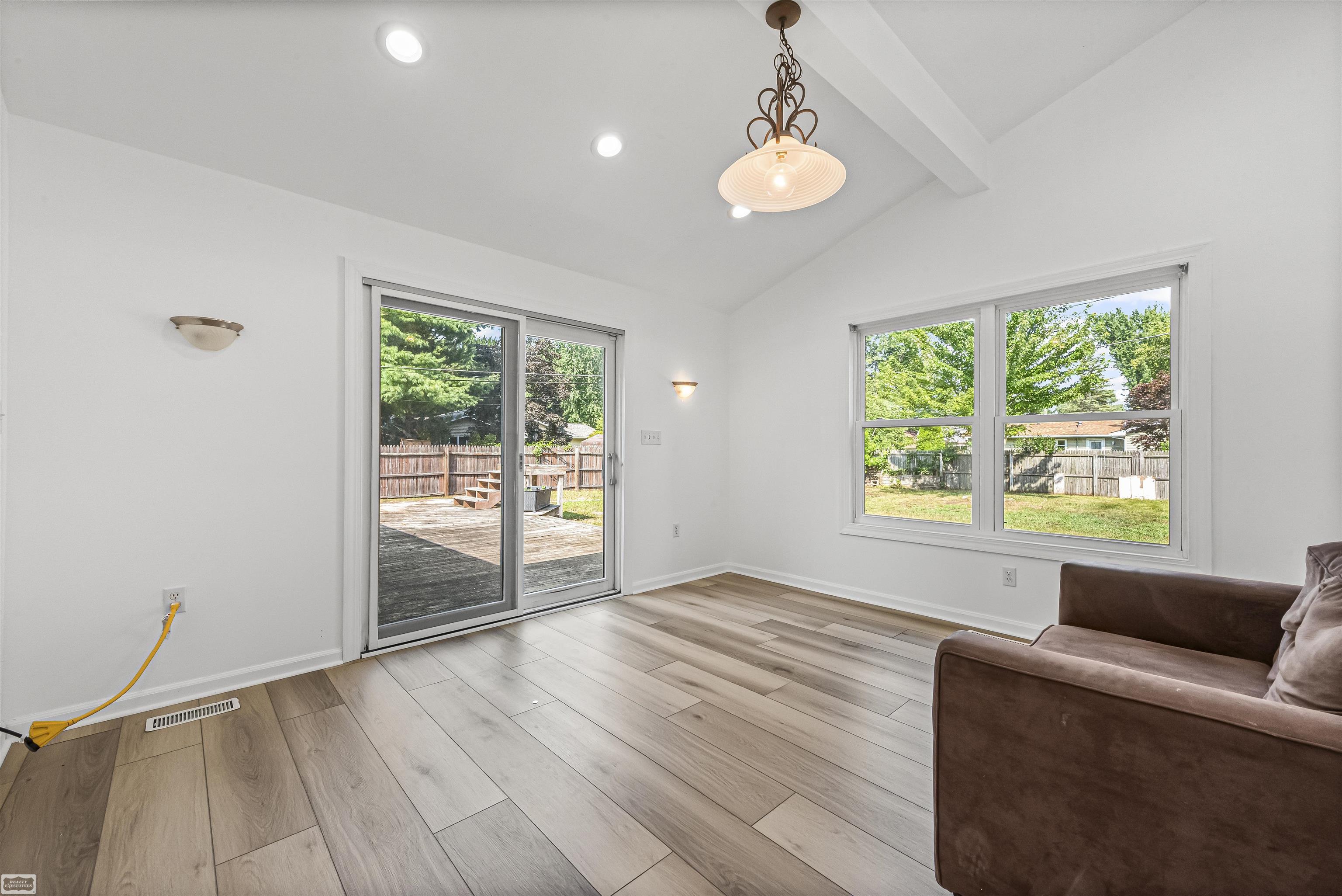 5986 W Montevista Drive