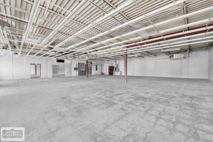 34001 Groesbeck Highway