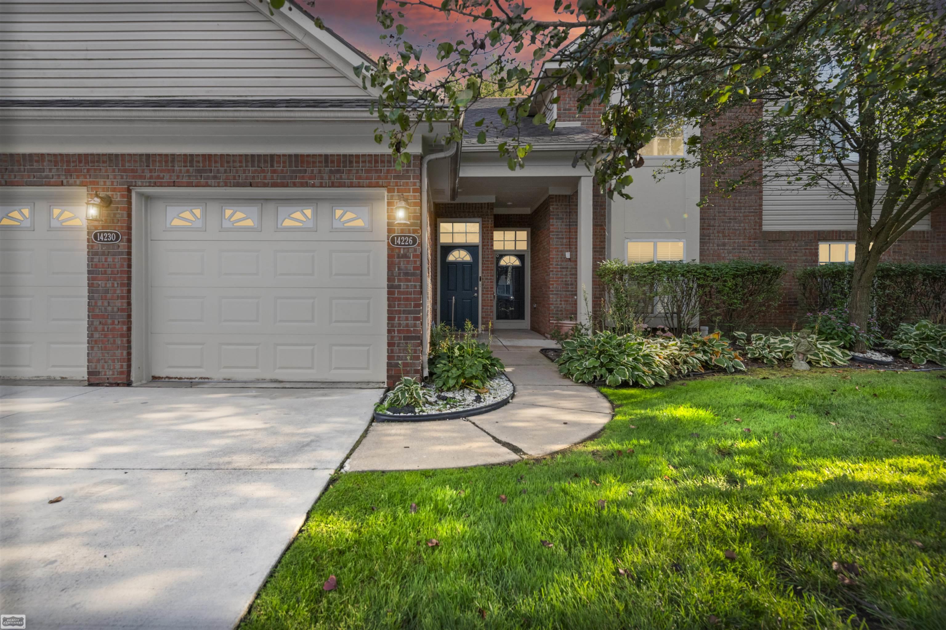 14226 Shadywood Drive