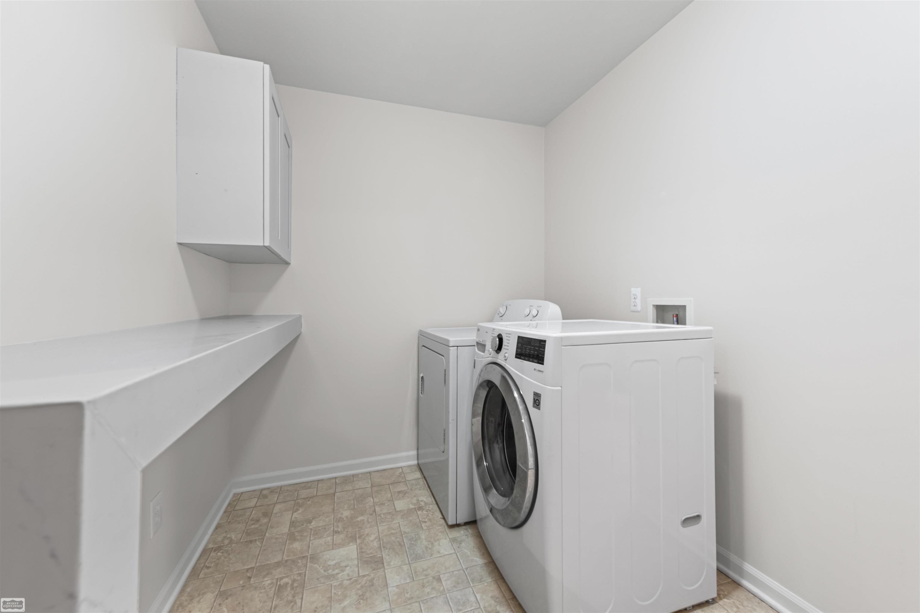 14226 Shadywood Drive