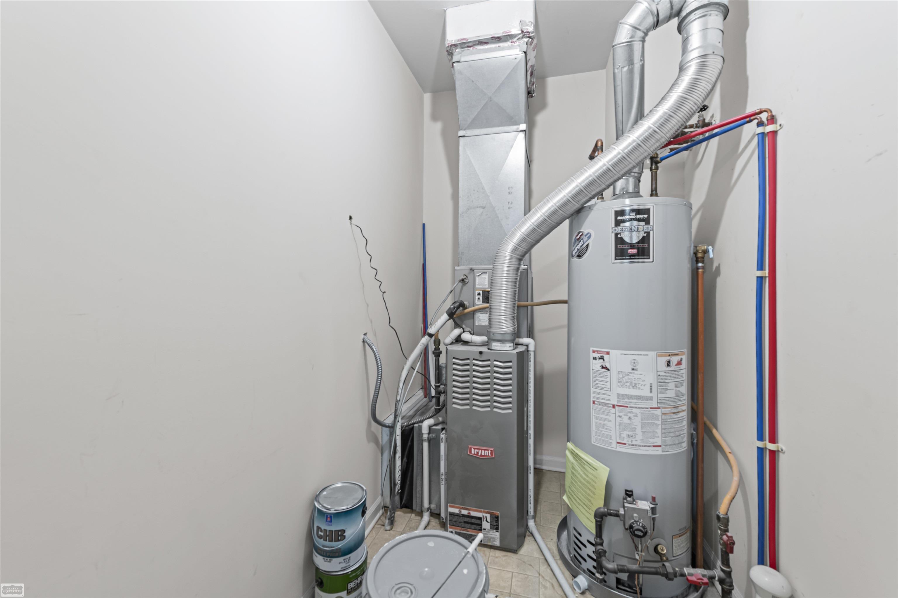 14226 Shadywood Drive