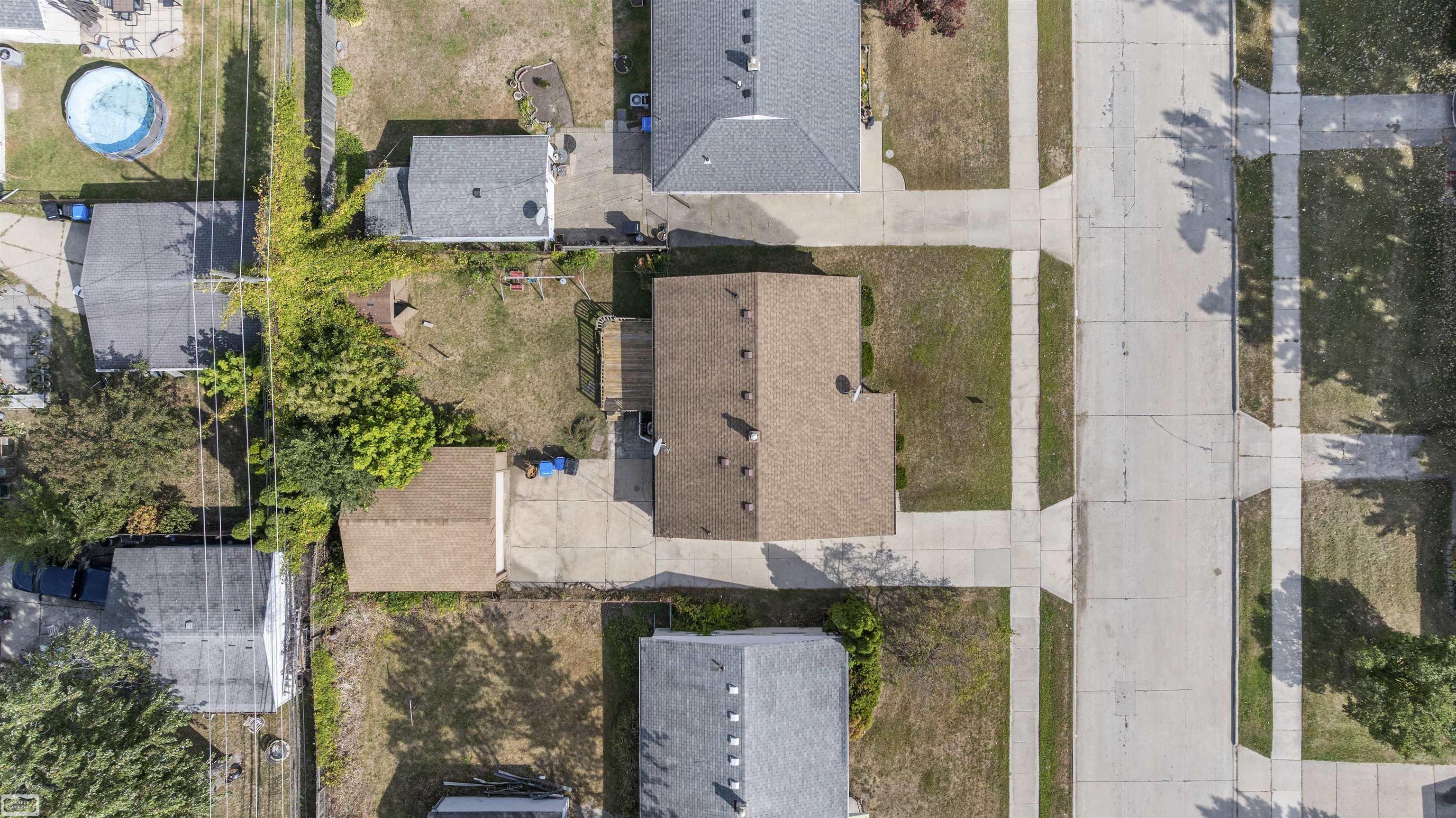 867 E Kalama Streets