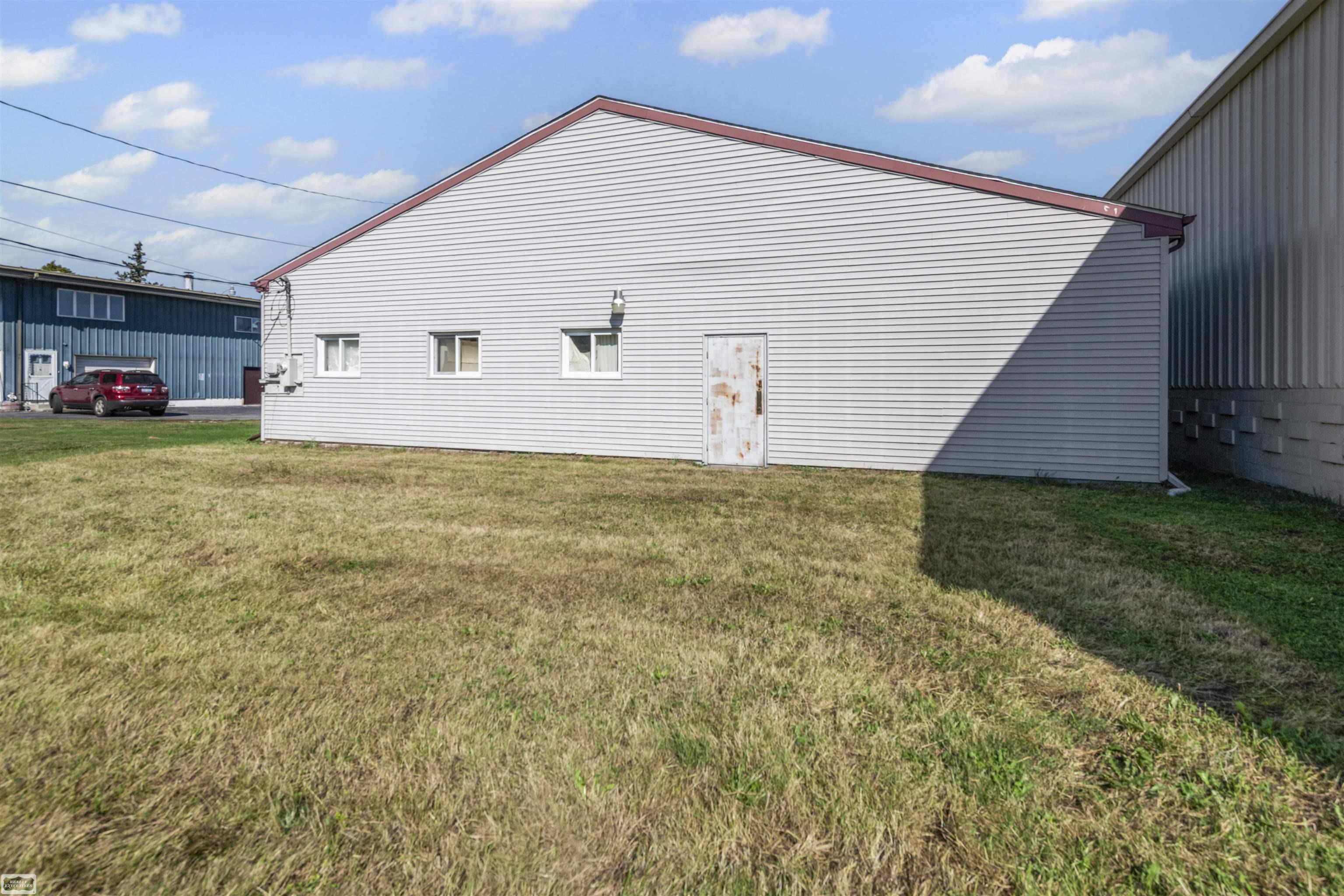3103 Lapeer Road